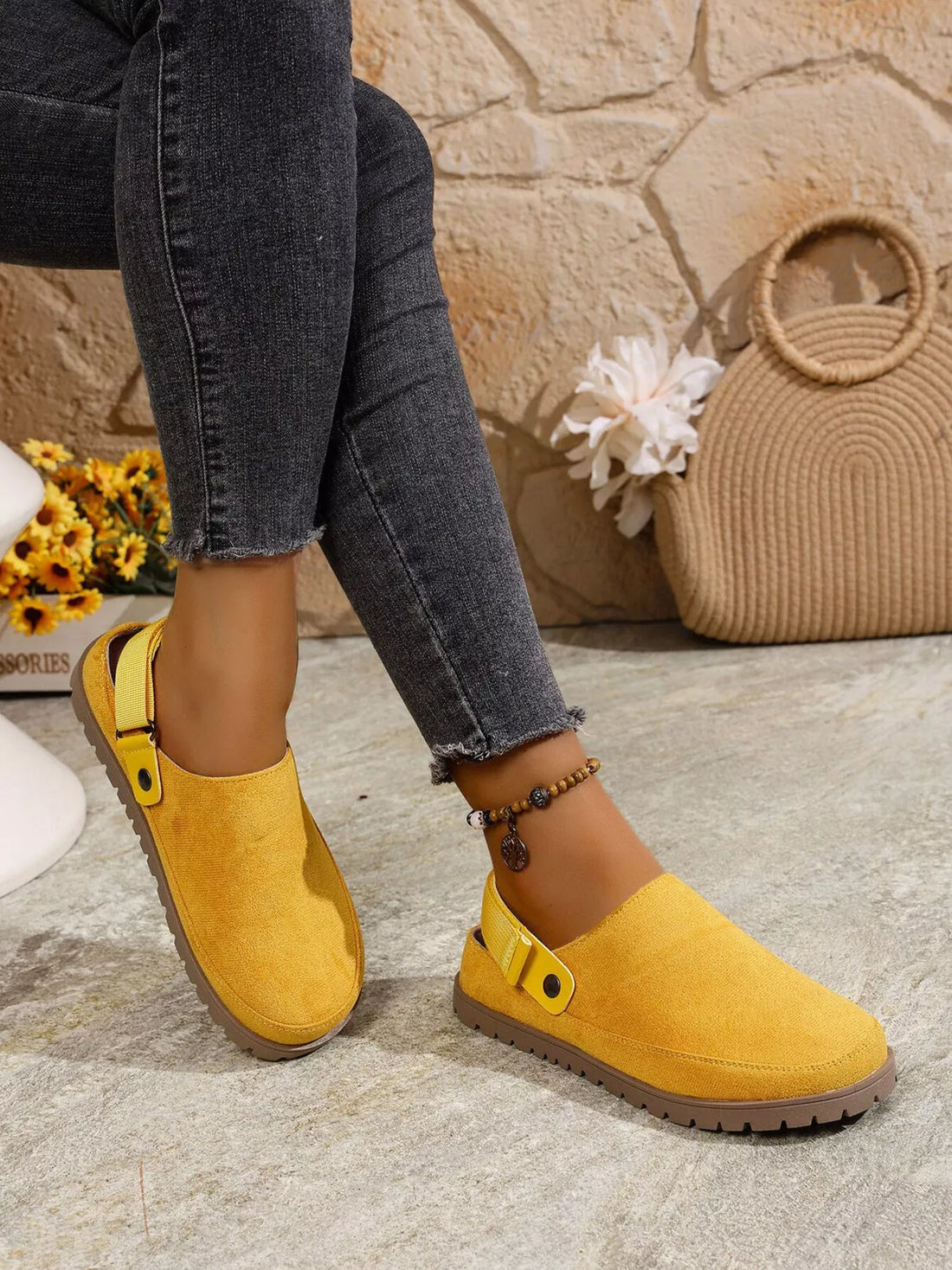 Round Toe Flats Slip-Ons 