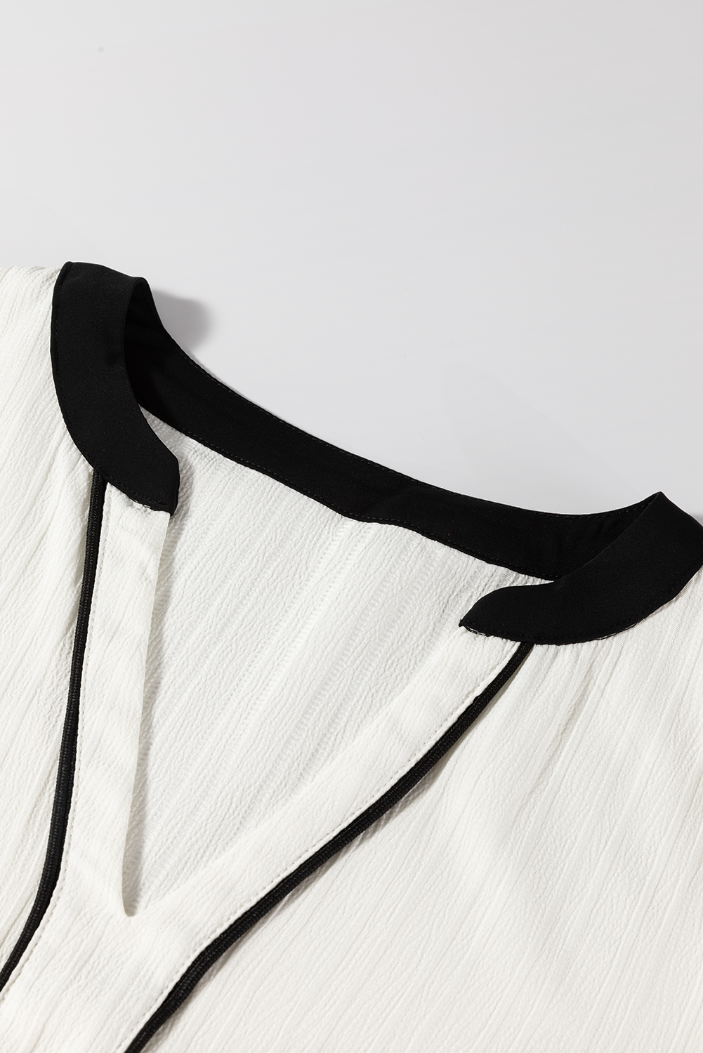 Contrast Notched Long Sleeve Blouse 