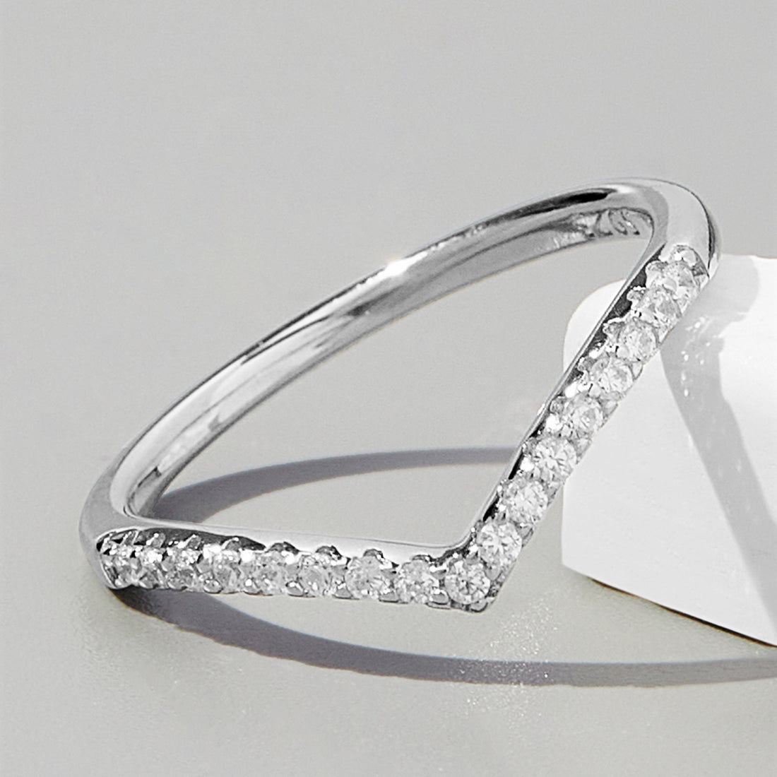 V Shape Inlaid Zircon 925 Sterling Silver Ring 