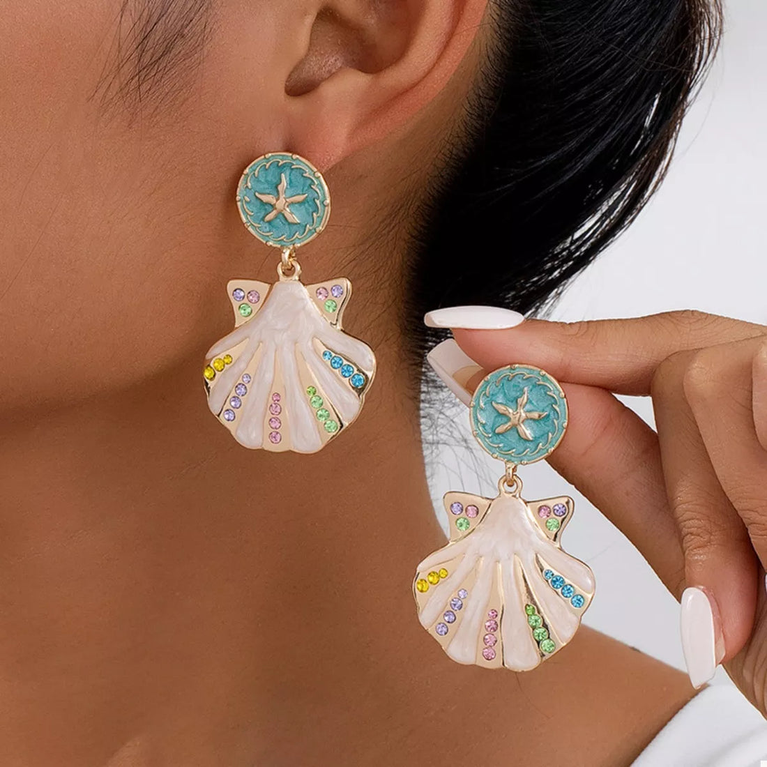 Rhinestone Shell Dangle Earrings 
