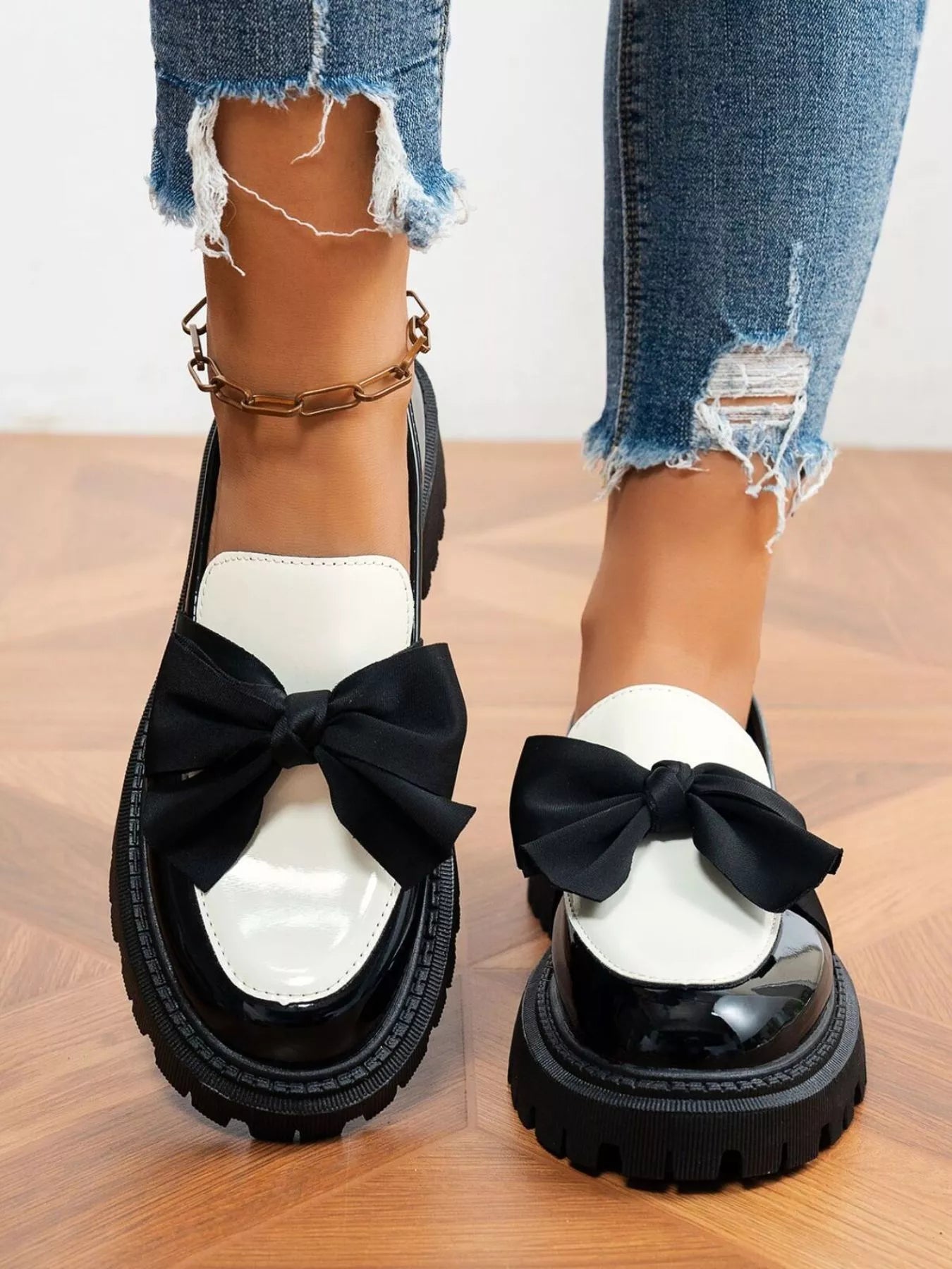 Bow Round Toe Block Heels Loafers 