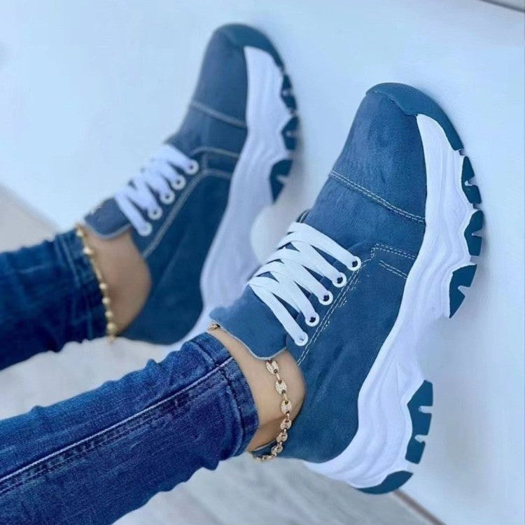 Lace-Up Round Neck Platform Sneakers 