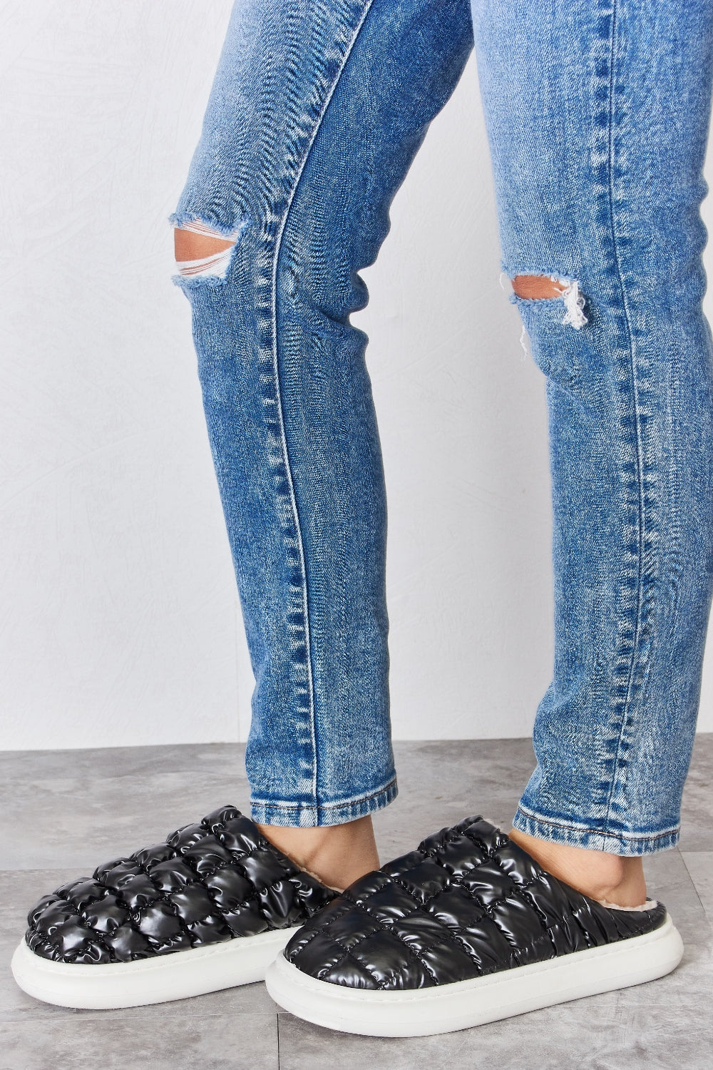 Melody Puffer Plush Slippers footware