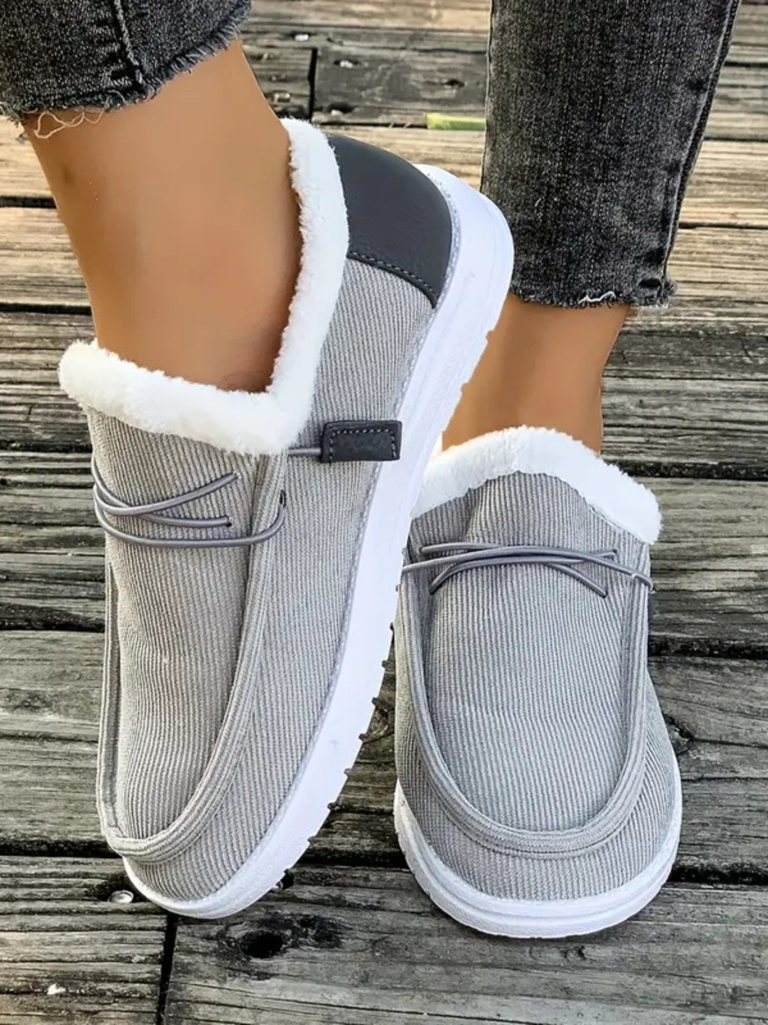 Fluff Round Toe Flat Slip-Ons 