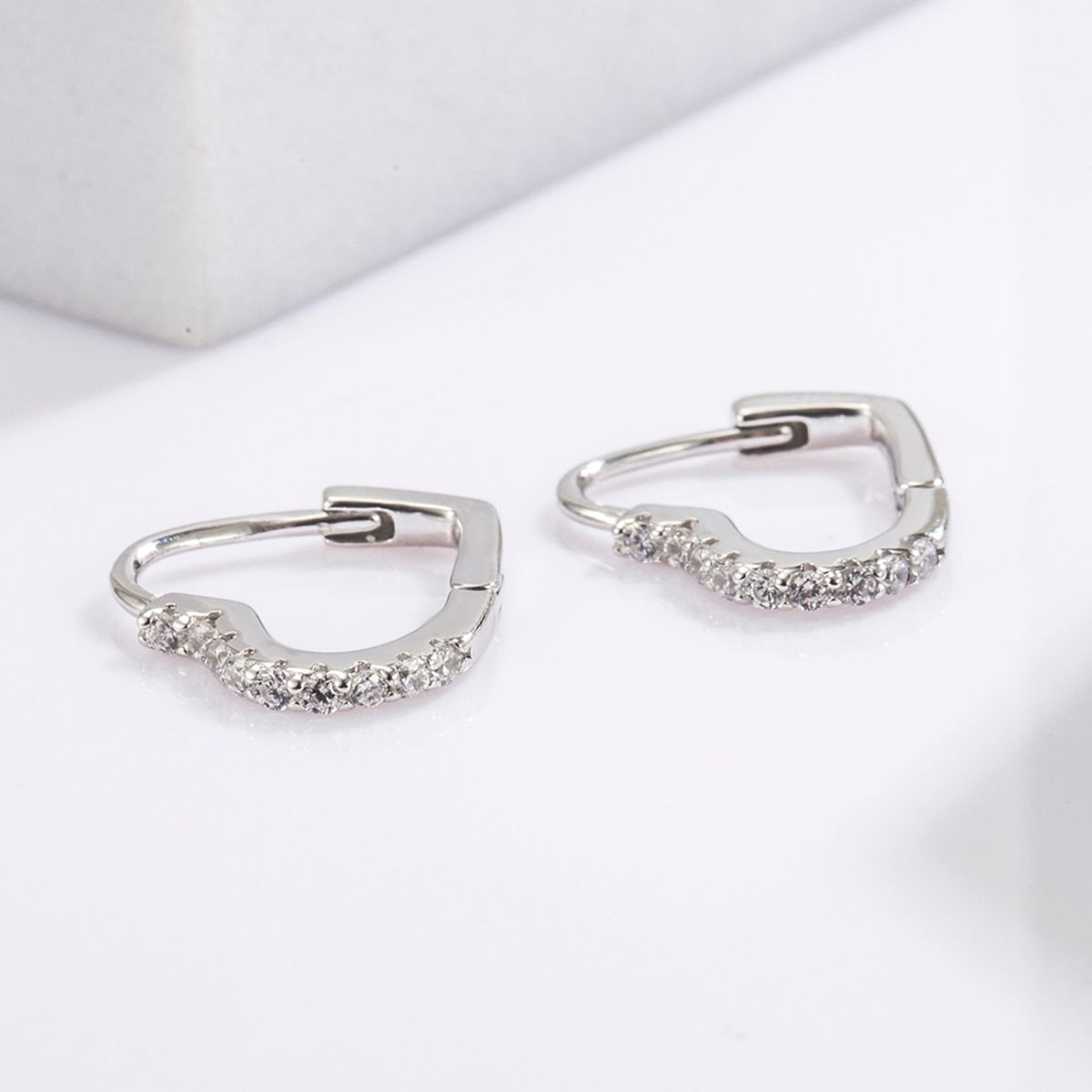 925 Serling Silver Zircon Heart Shape Earrings 