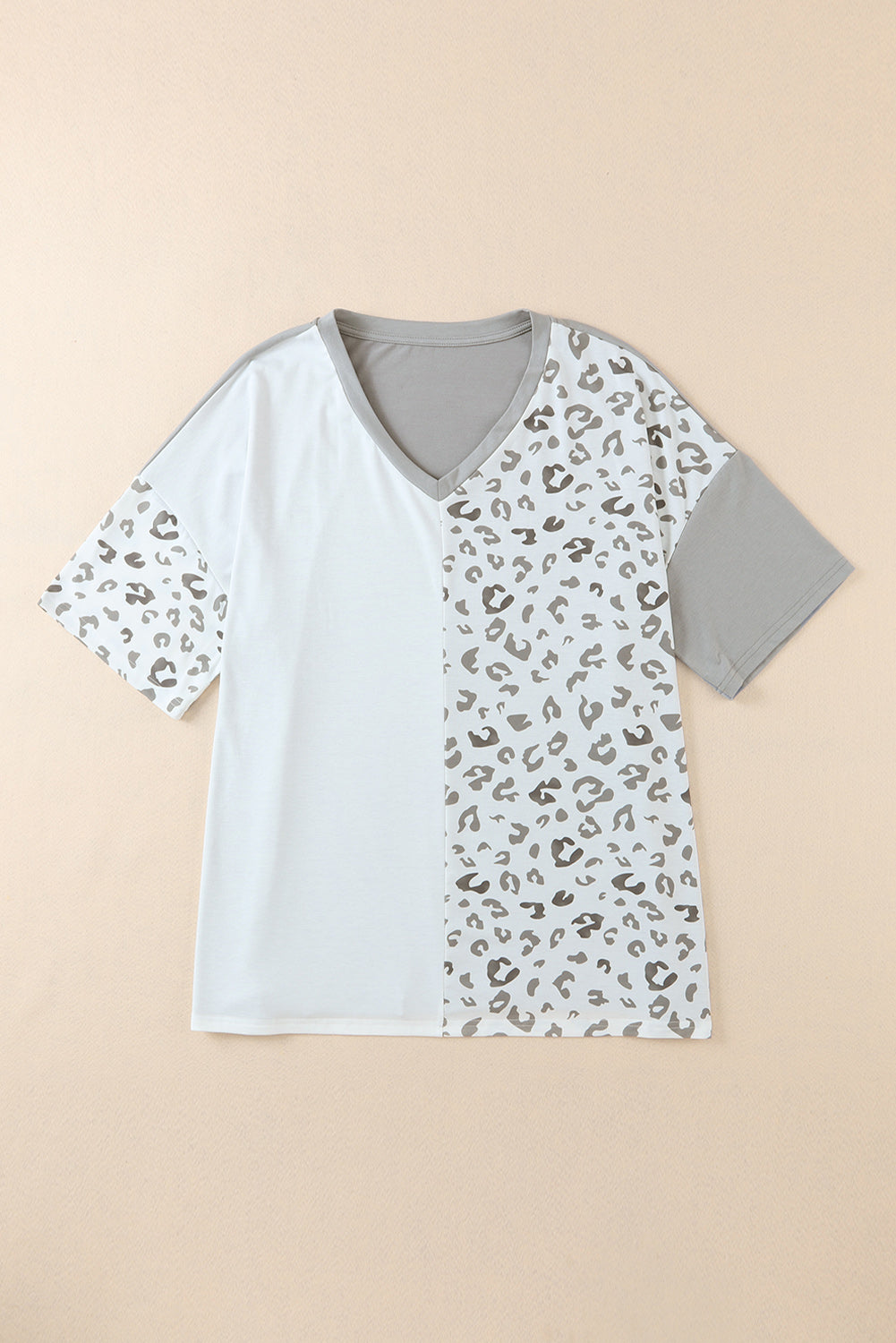 Plus Size Leopard V-Neck T-Shirt 