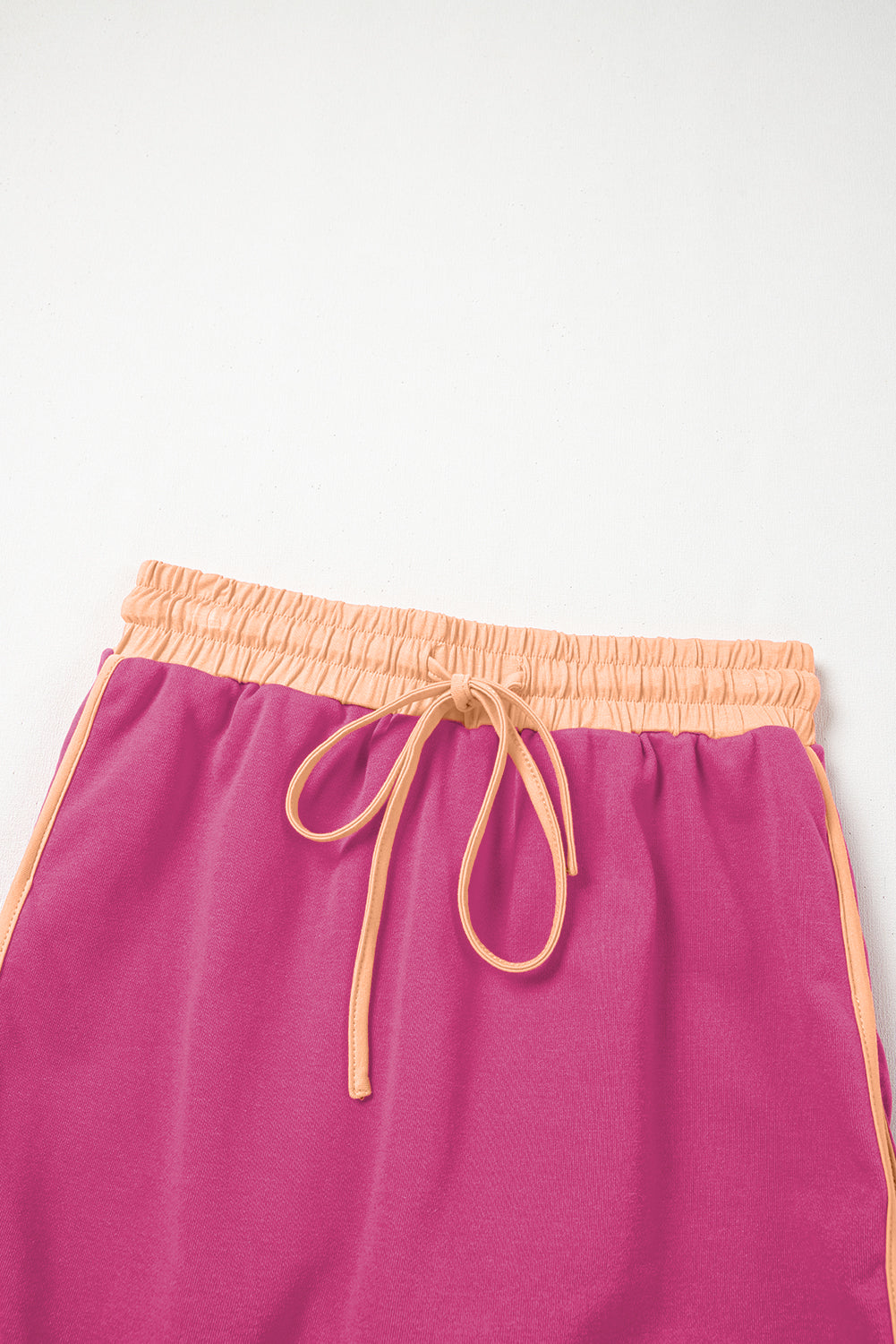 Evergreen Color Contrast Loose Pullover and Lace-up Waist Skort Set Two Piece Sets/Two Piece Dresses