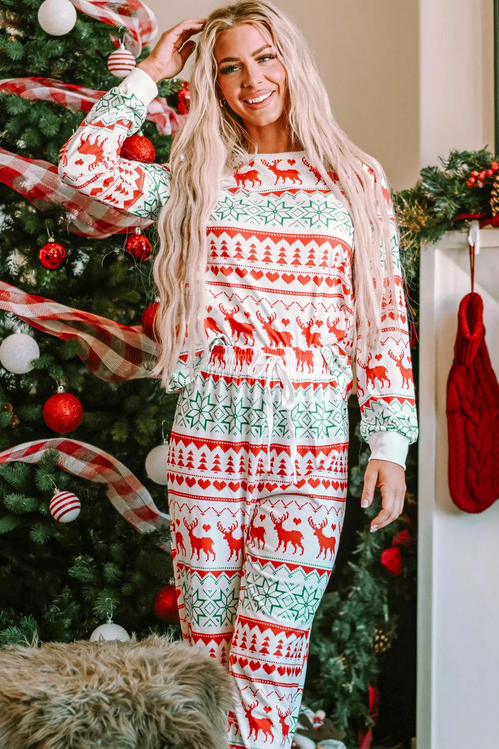 Christmas Element Round Neck Top and Pants Lounge Set Lingerie & Nightwear