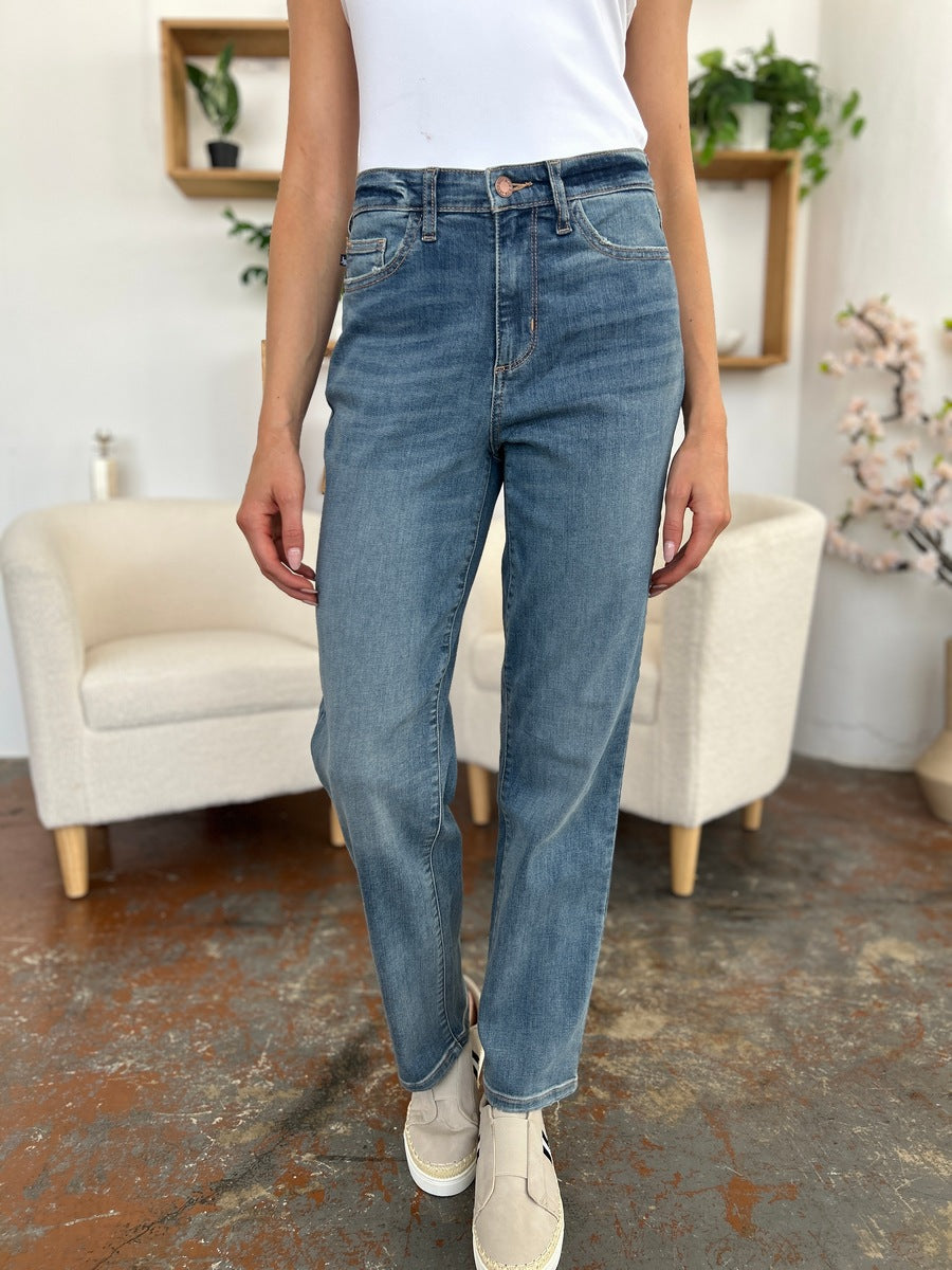 Judy Blue Full Size High Waist Straight Jeans 