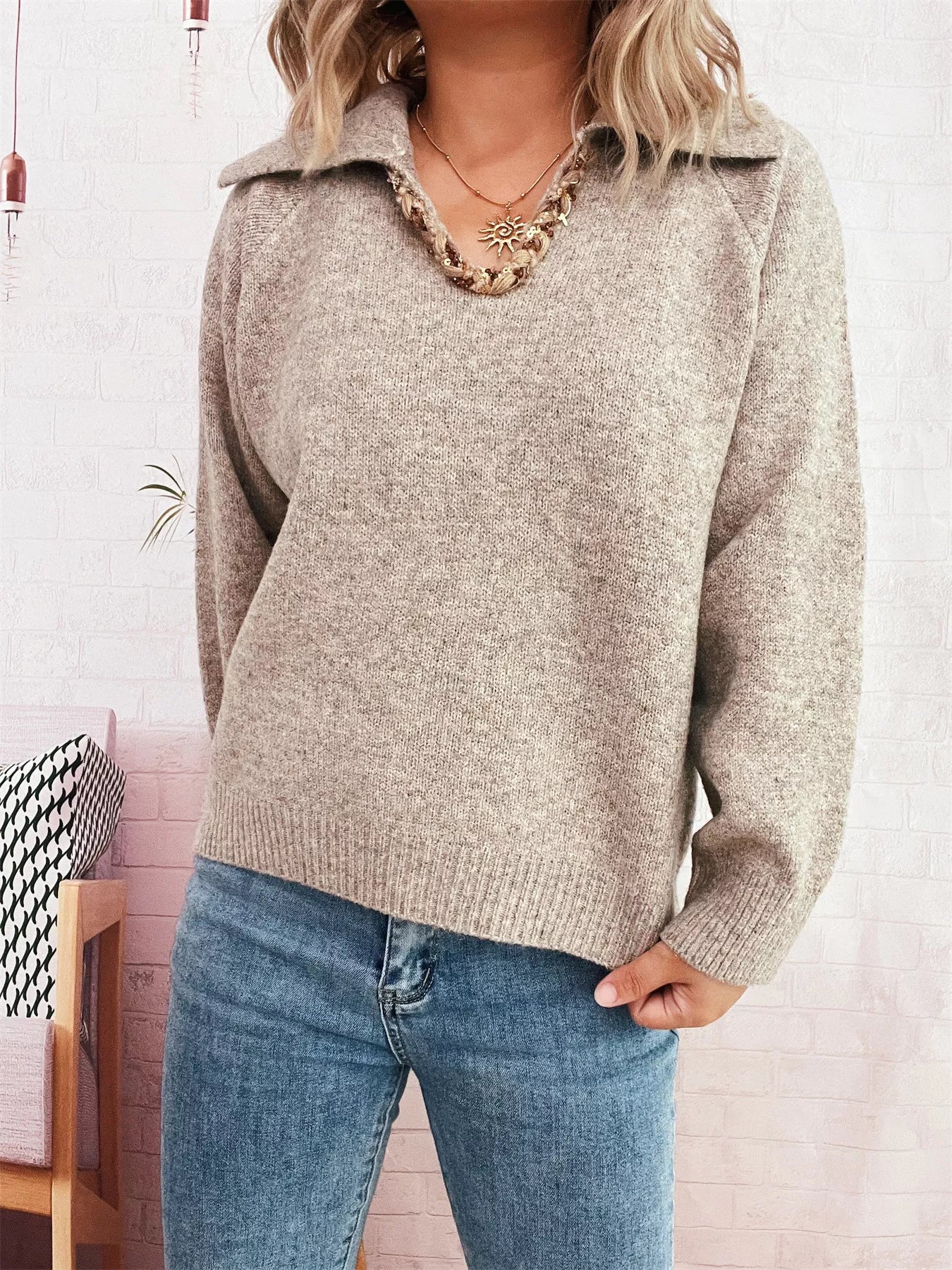 Ribbed Hem Raglan Sleeve Sweater 