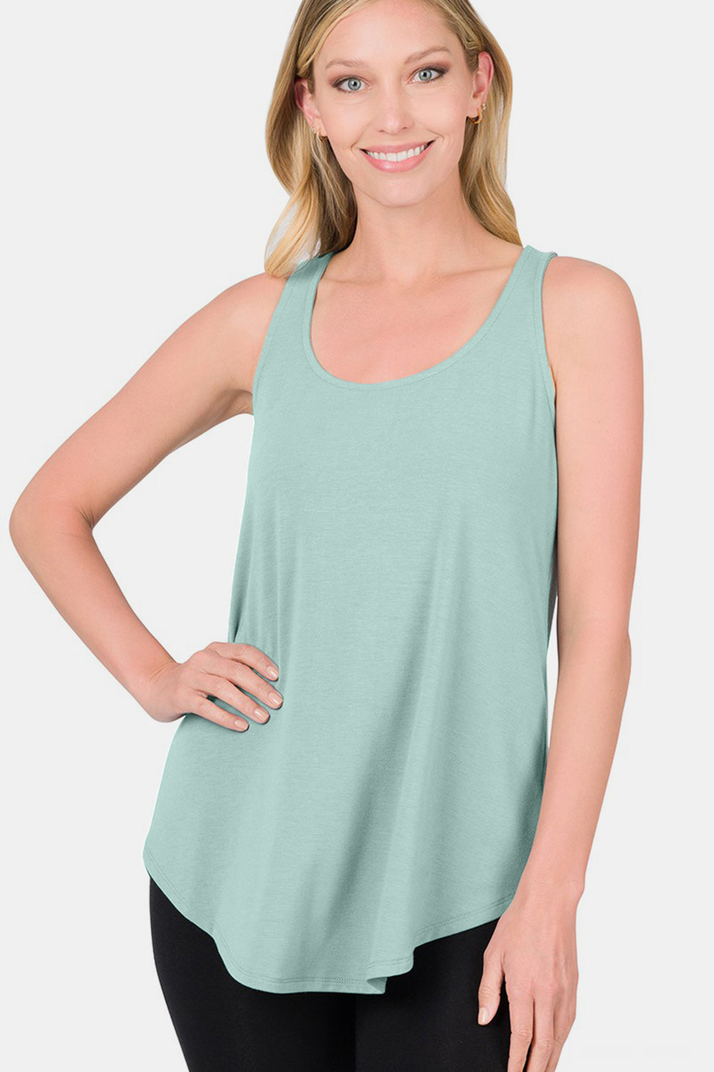Zenana Round Neck Curved Hem Tank 