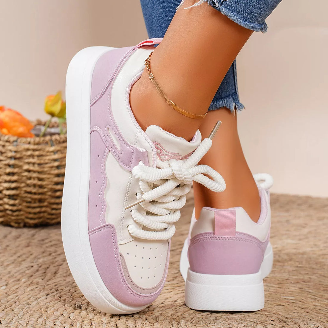 Round Toe Platform Sneakers 