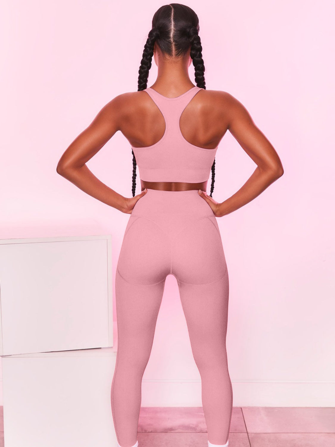 Scoop Neck Wide Strap Active Bra 