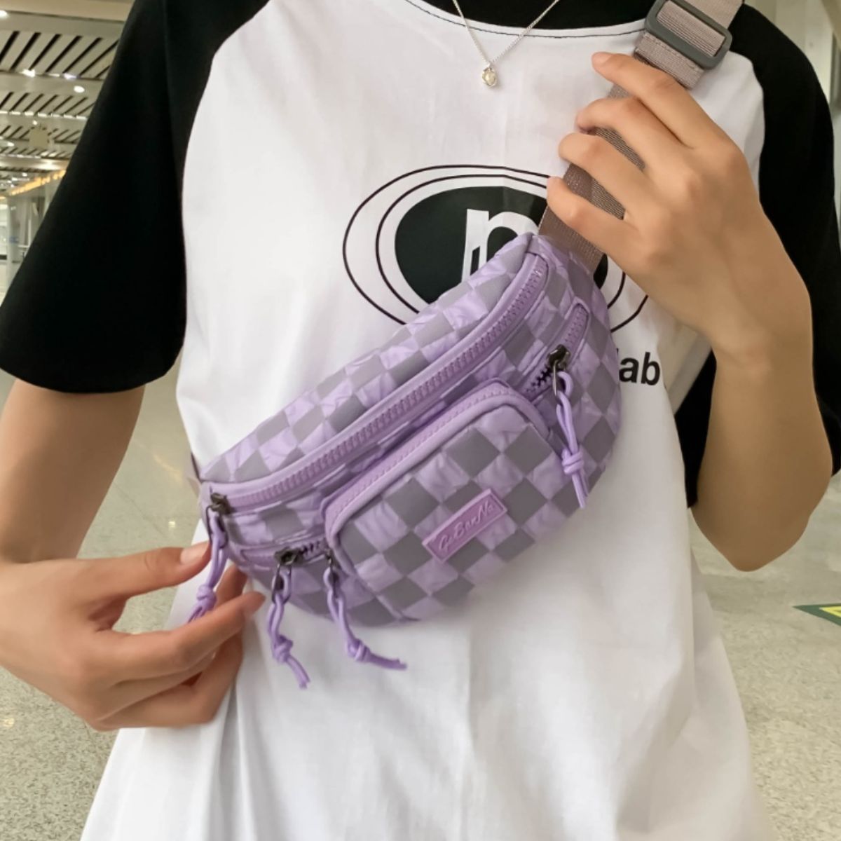 Checkered Adjustable Strap Nylon Crossbody Bag 