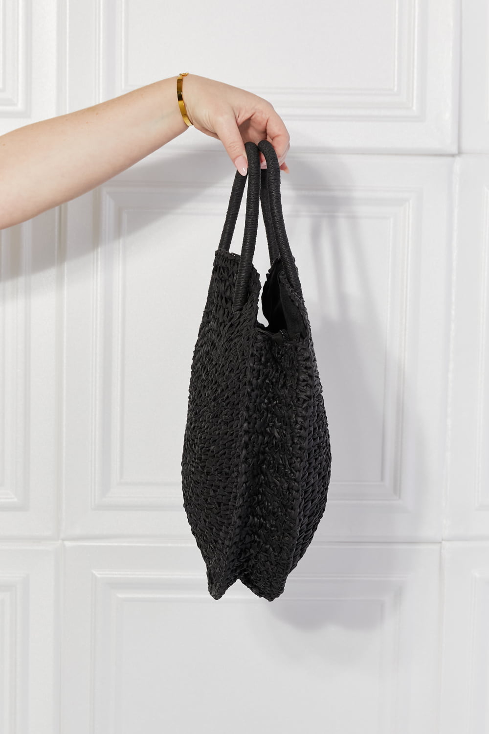 Justin Taylor Beach Date Straw Rattan Handbag in Black 