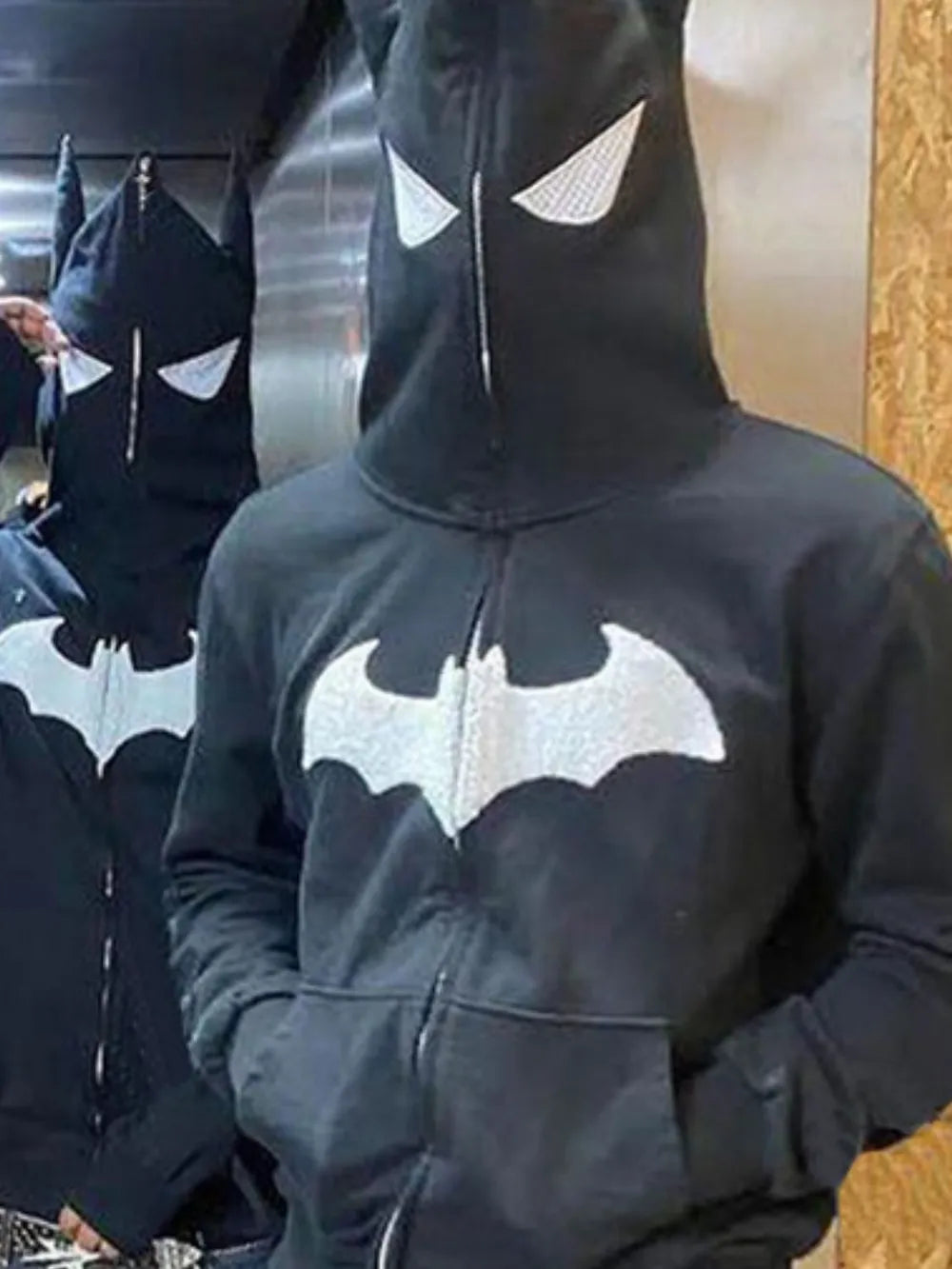 Men's Bat Embroidered Zip Up Hoodie 