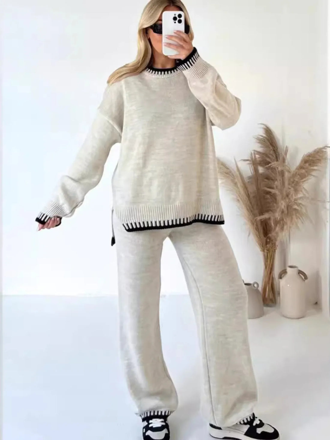 Contrast Trim Round Neck Top and Pants Sweater Set Two Piece Dresses