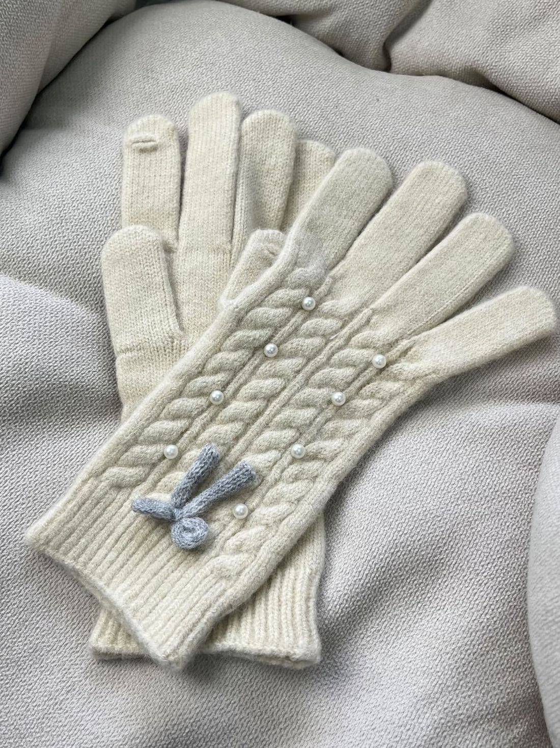 Thermal Pearl Detail Bow Five-Finger Gloves 
