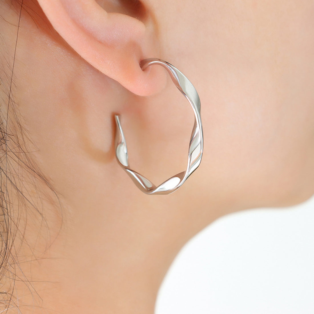 Titanium Steel C-Hoop Earrings 