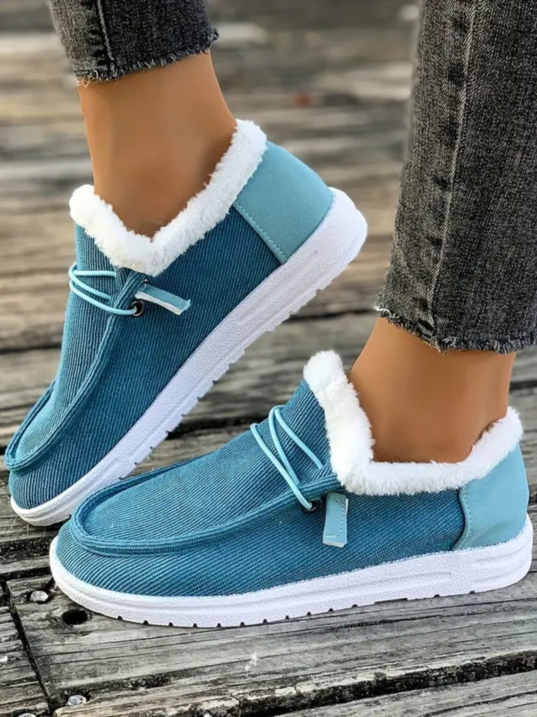 Fluff Round Toe Flat Slip-Ons 
