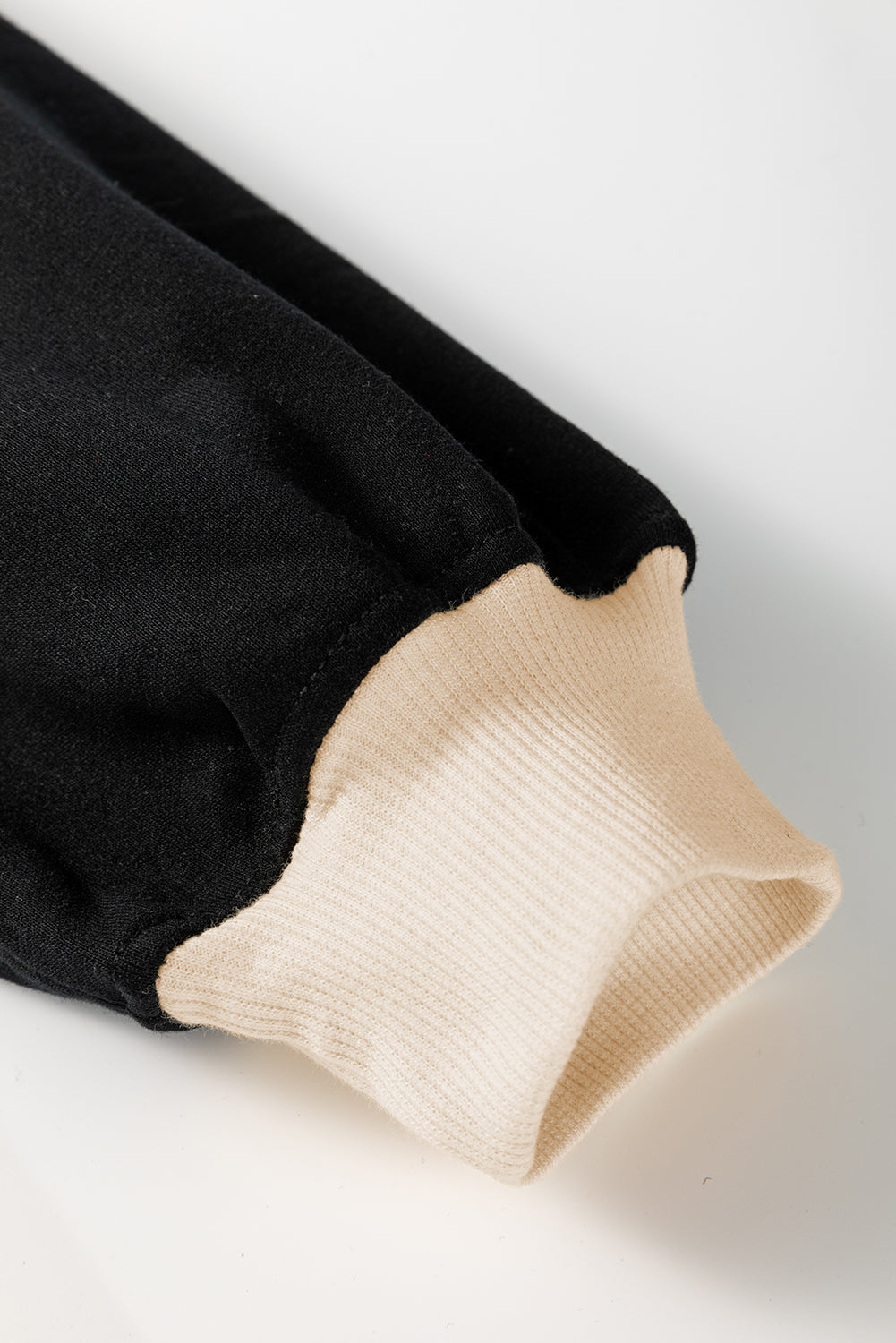 Evergreen Color Contrast Loose Pullover and Lace-up Waist Skort Set Two Piece Sets/Two Piece Dresses