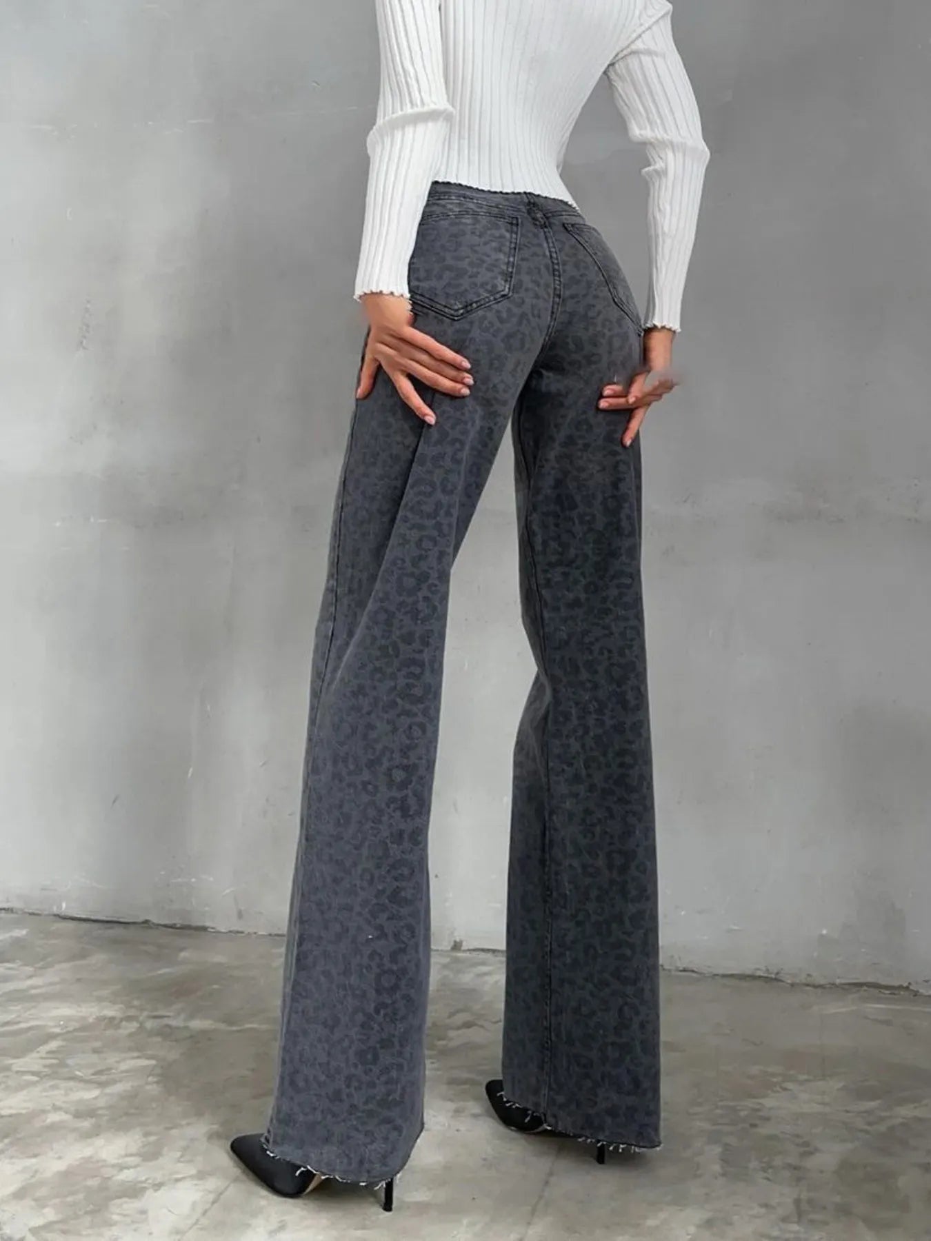 High-Waisted Leopard Print Flare Jeans 