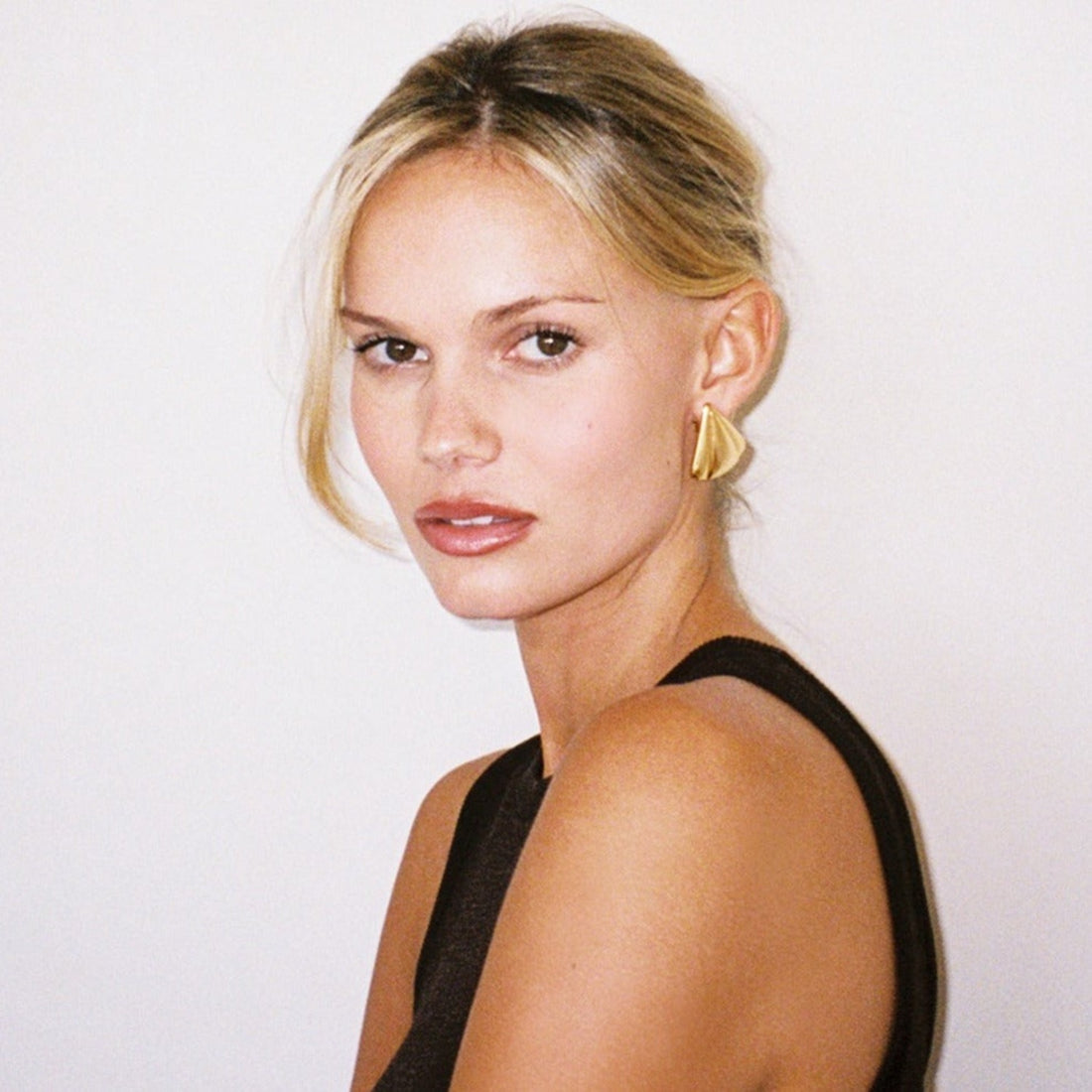 Stainless Steel Seashell Shape Earrings 