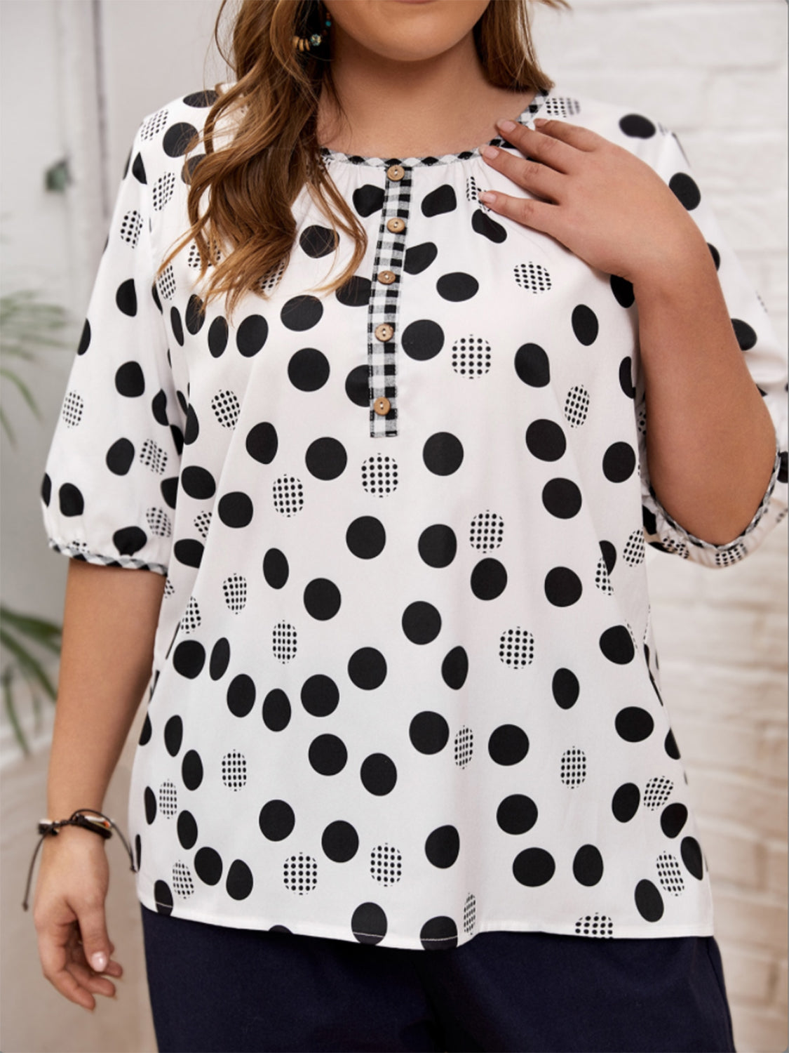 Plus Size Polka Dot Round Neck Half Sleeve Blouse 