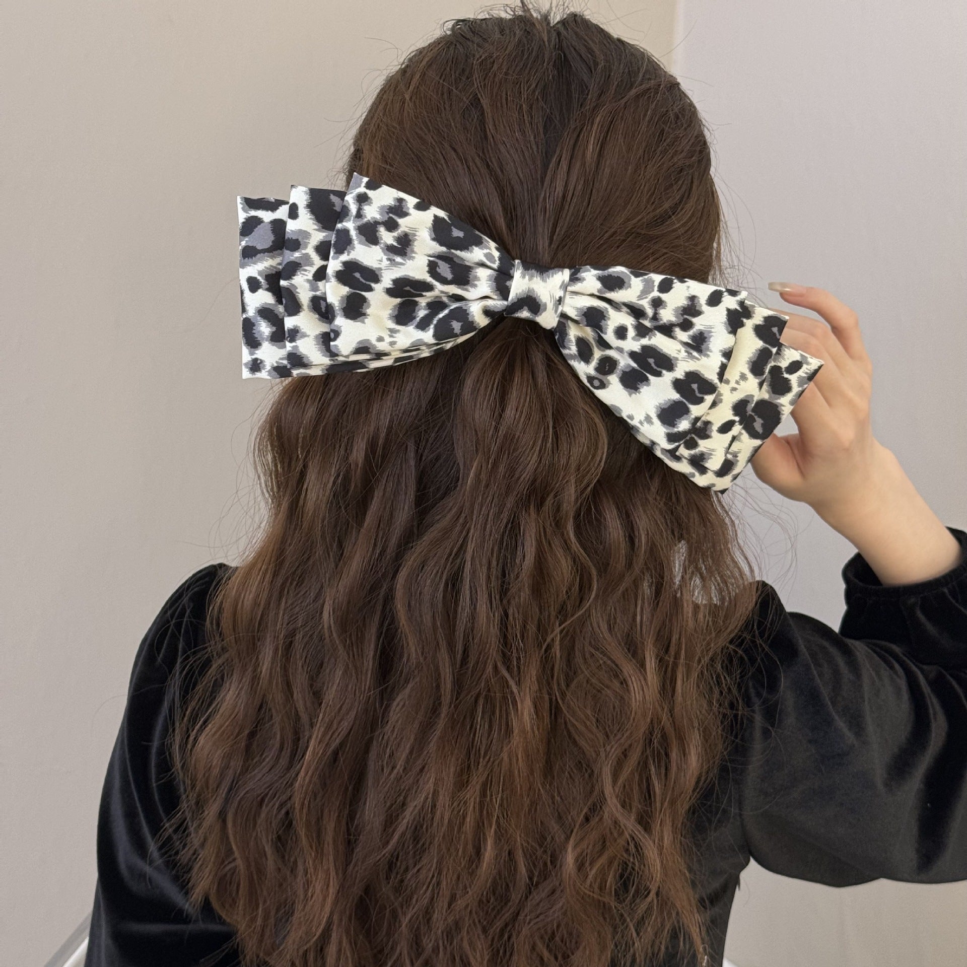 2 Piece Leopard Bow Hair Clip 