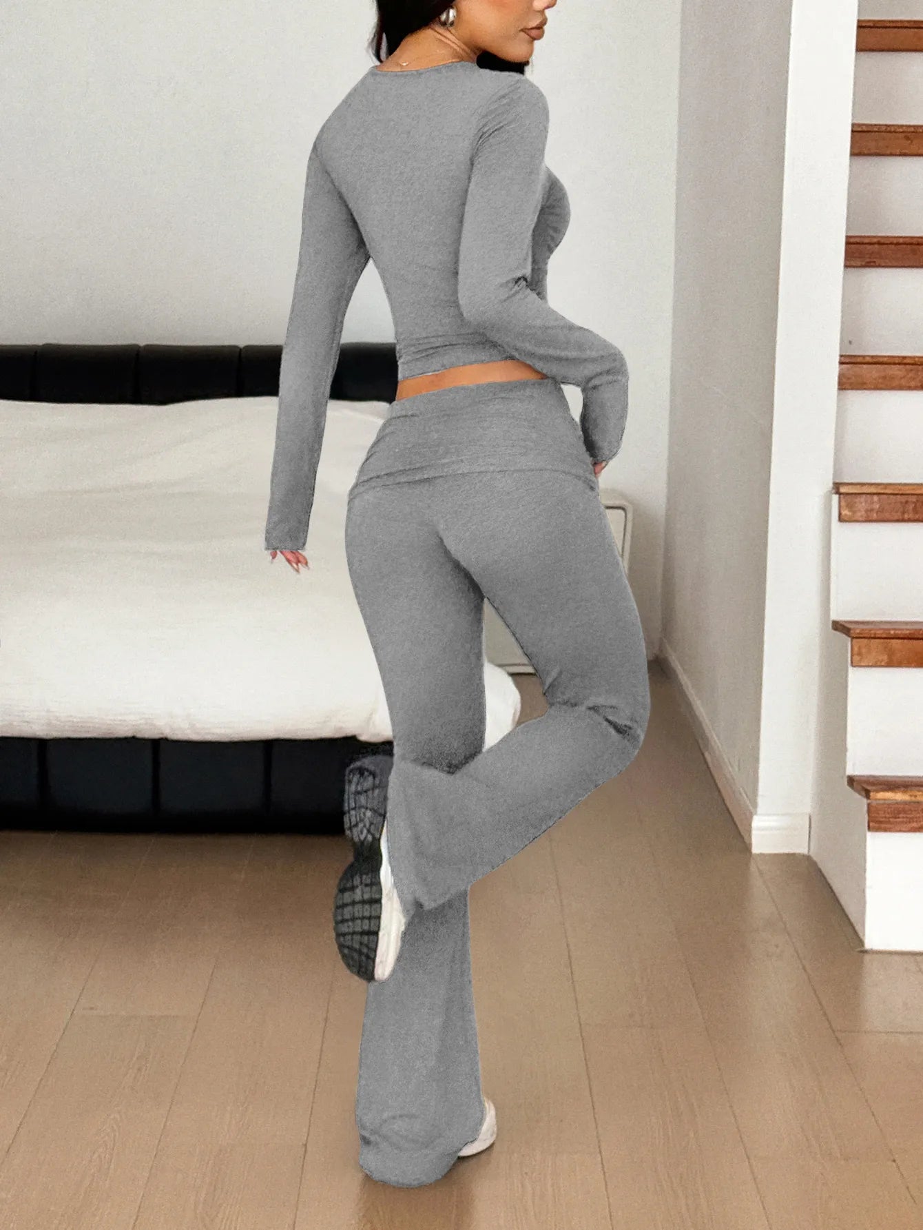 Long Sleeve Crop Top and Bootcut Pants Set Two Piece Dresses