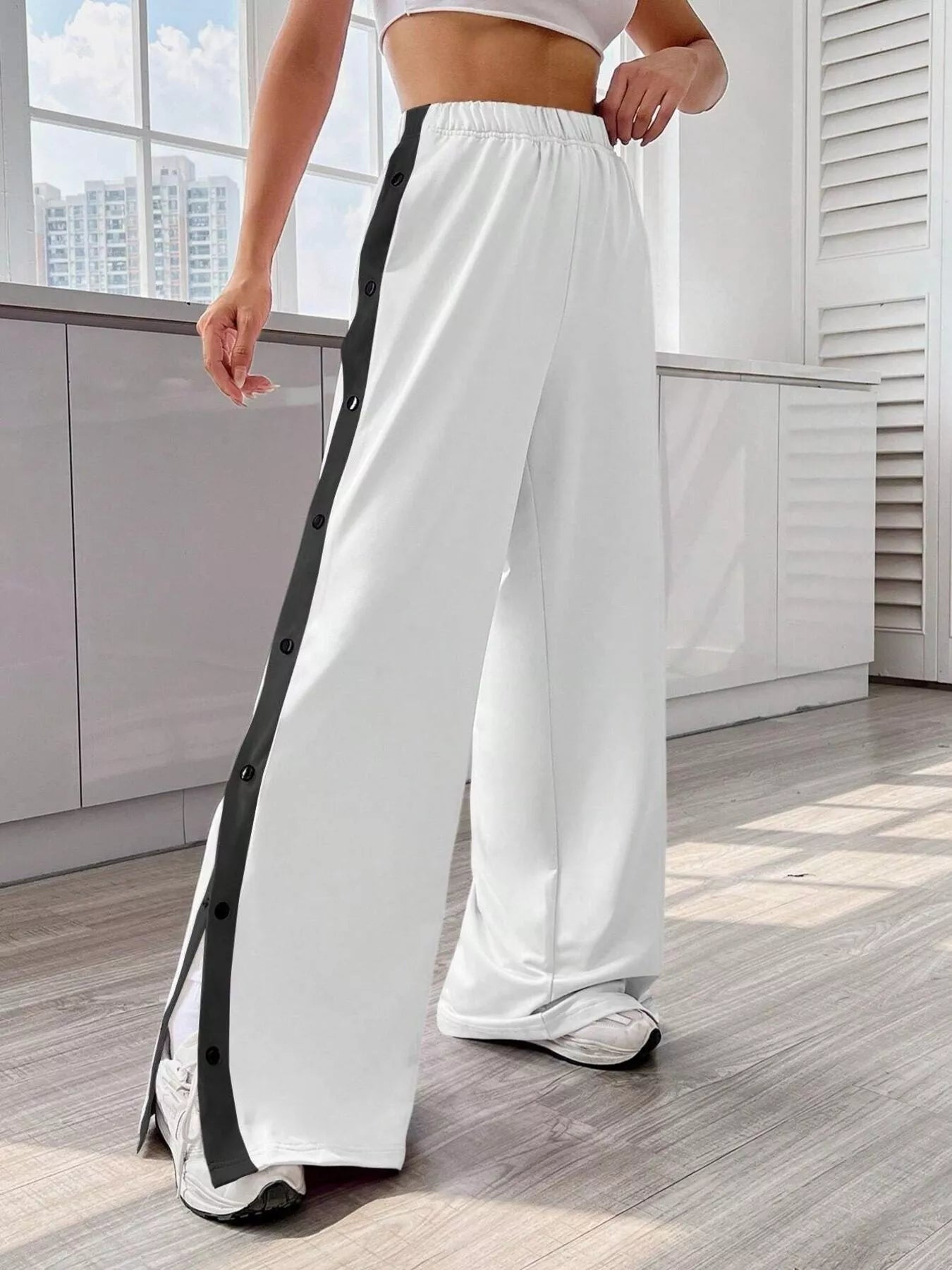 Two-Tone Side Snap Wide Leg Pants 