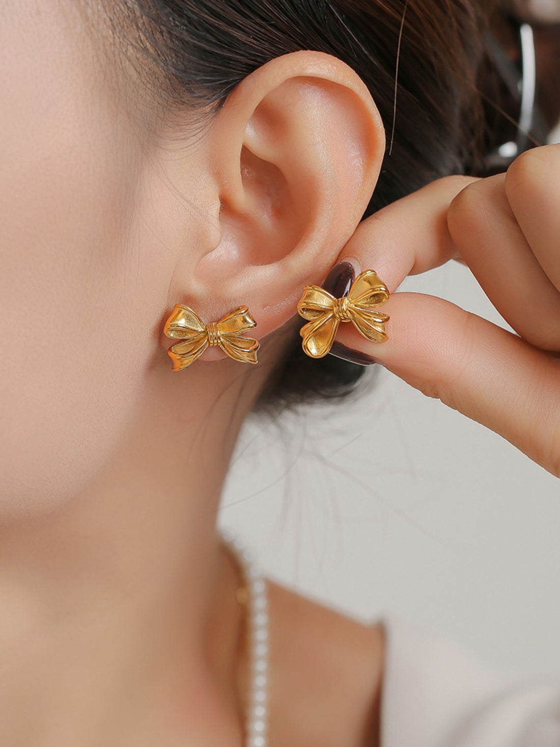 3 Piece Pearl Necklace, Bow Necklace and Stud Earrings Jewelry Set 