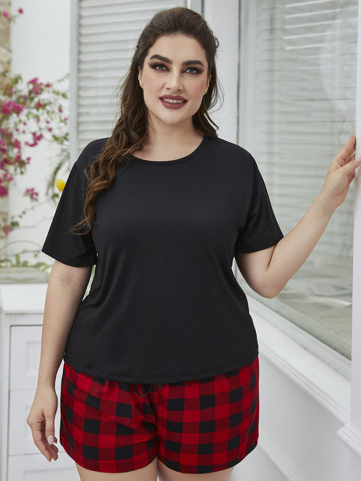 Plus Size Round Neck Tee Shirt and Plaid Shorts Lounge Set 