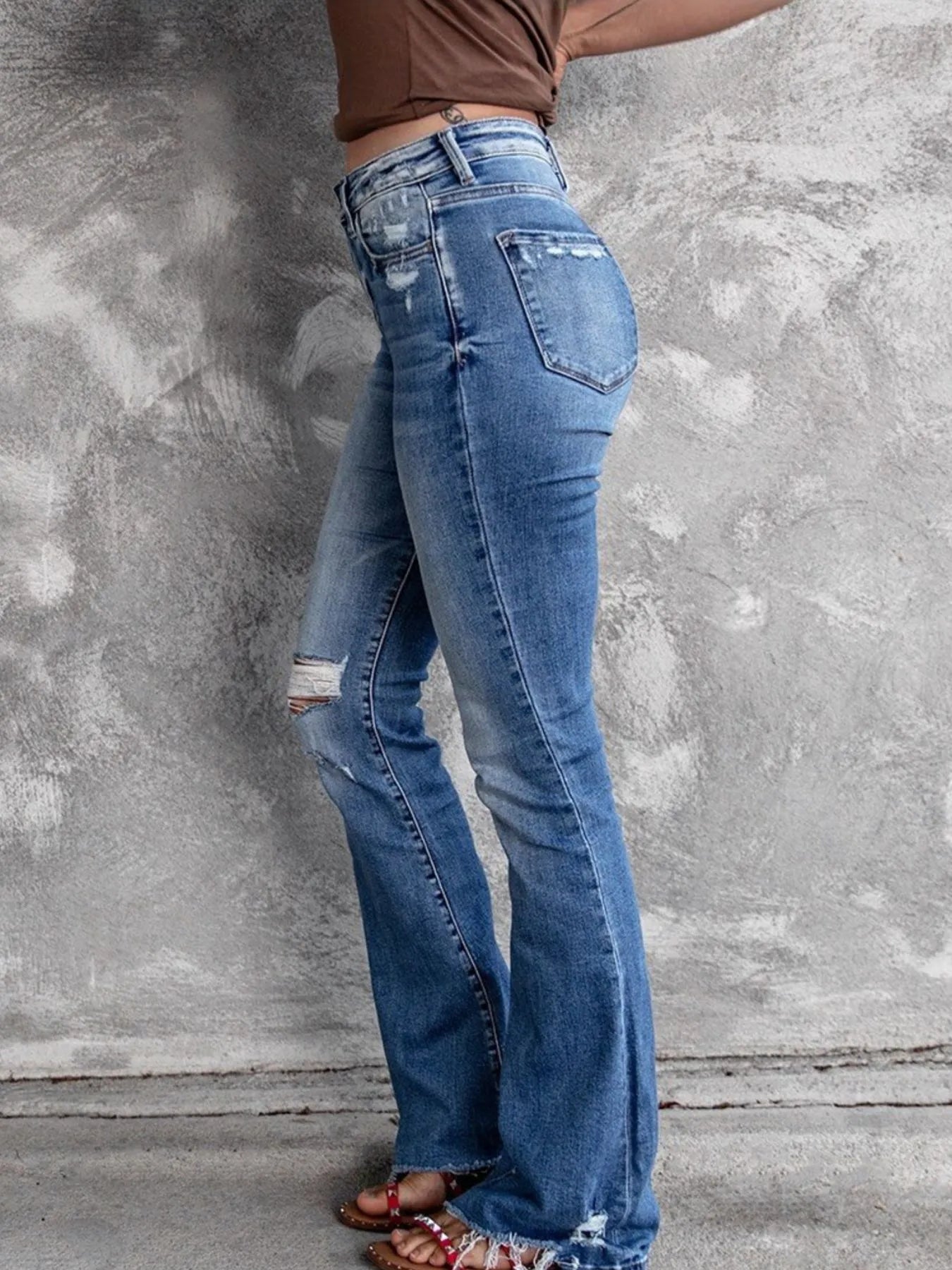Distressed Flare Jeans 