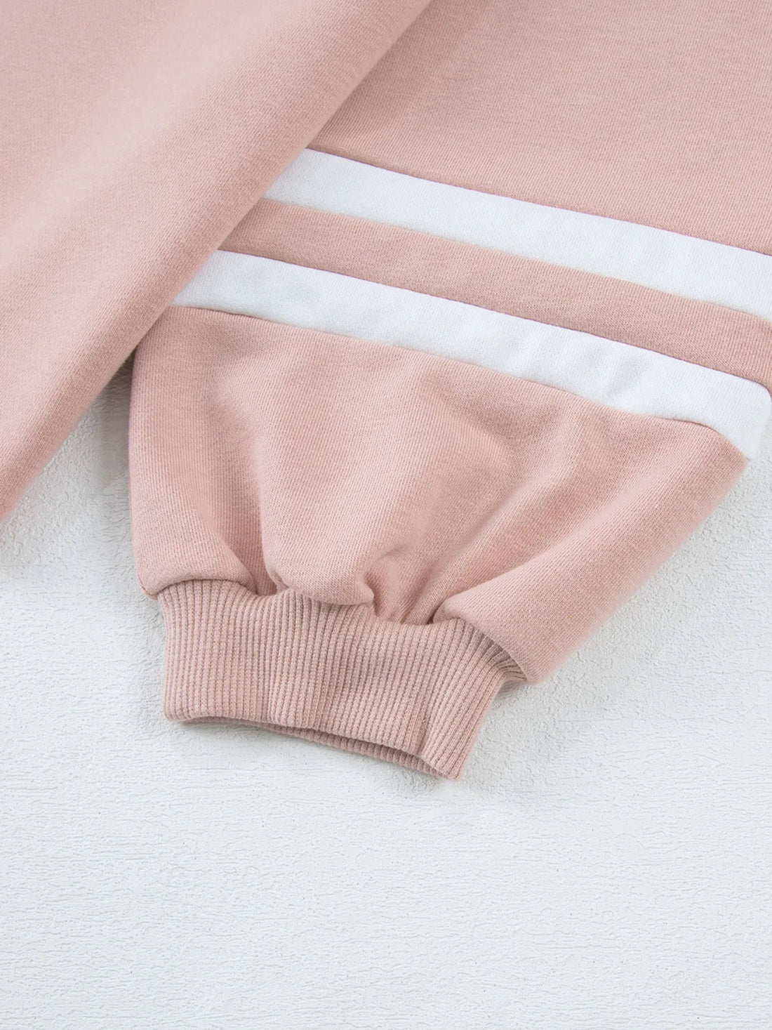 Contrast Trim Round Neck Top and Pants Set Two Piece Dresses