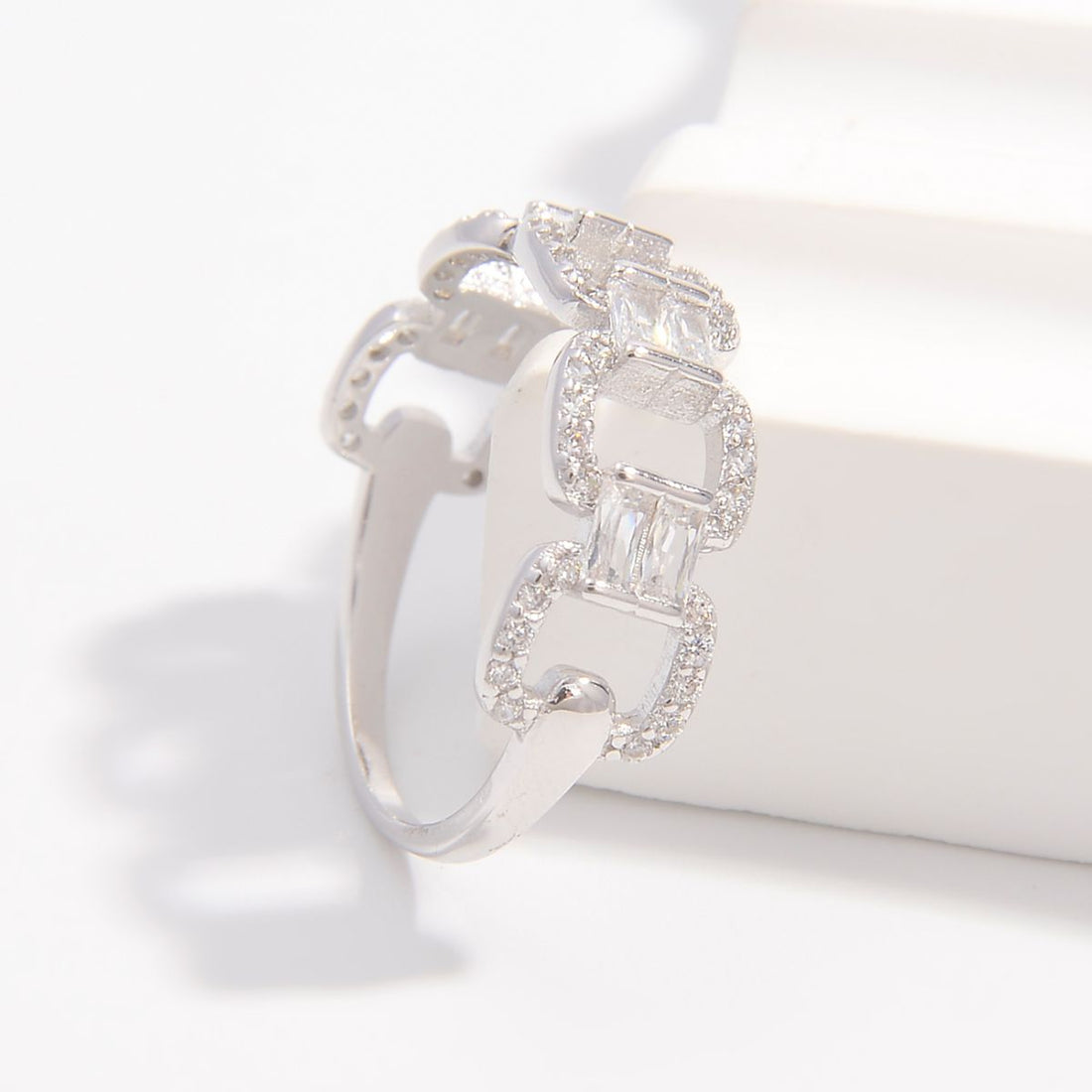 925 Sterling Silver Zircon Cutout Ring 