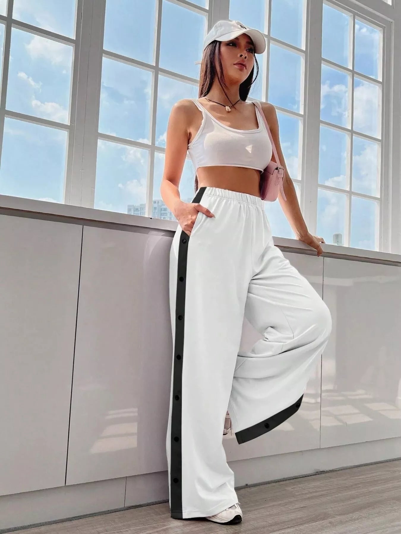 Two-Tone Side Snap Wide Leg Pants 