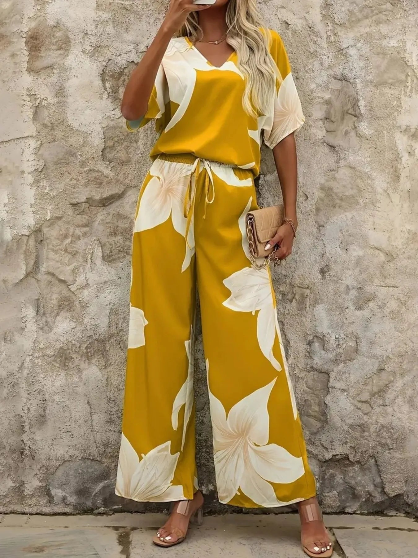 Printed V-Neck Top and Pants Set Two Piece Dresses