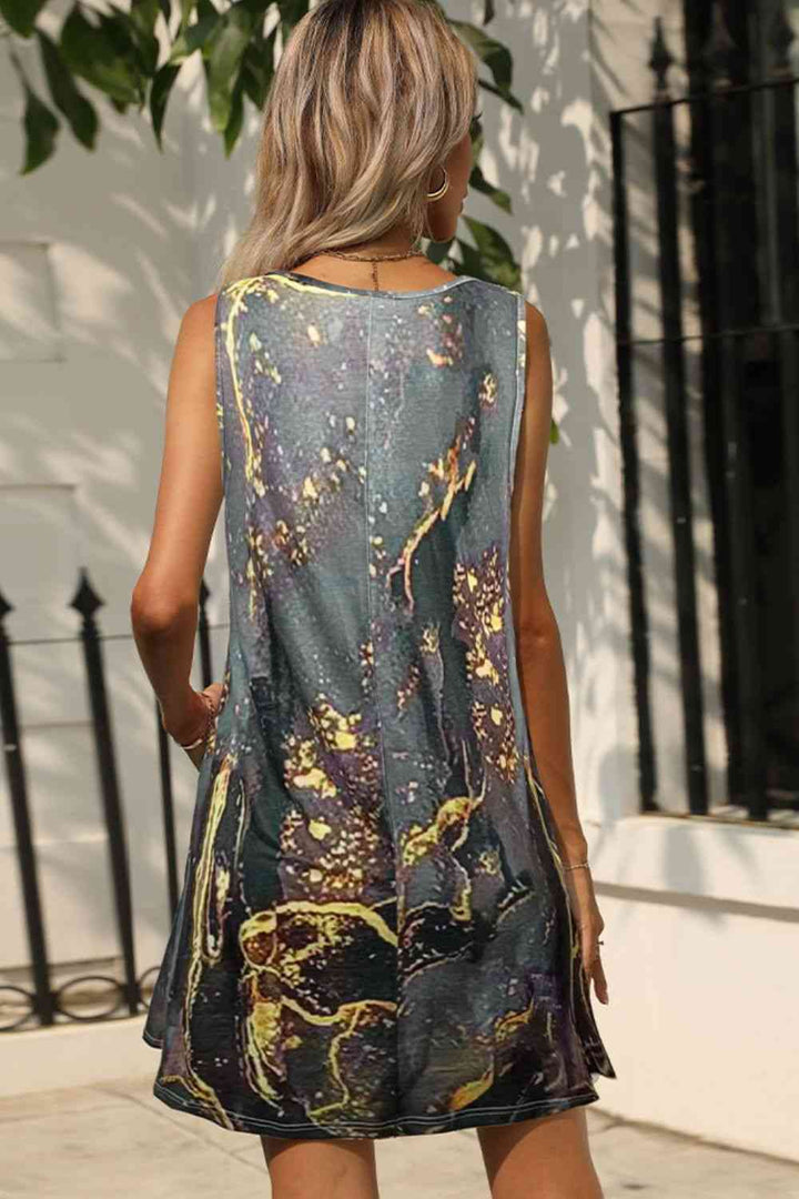 Shiny Abstract Print Round Neck Sleeveless Dress with Pockets Dresses