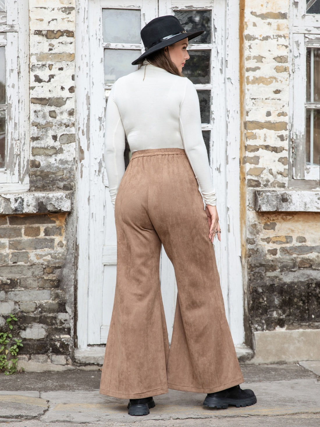 Plus Size Pocketed Flare Pants 
