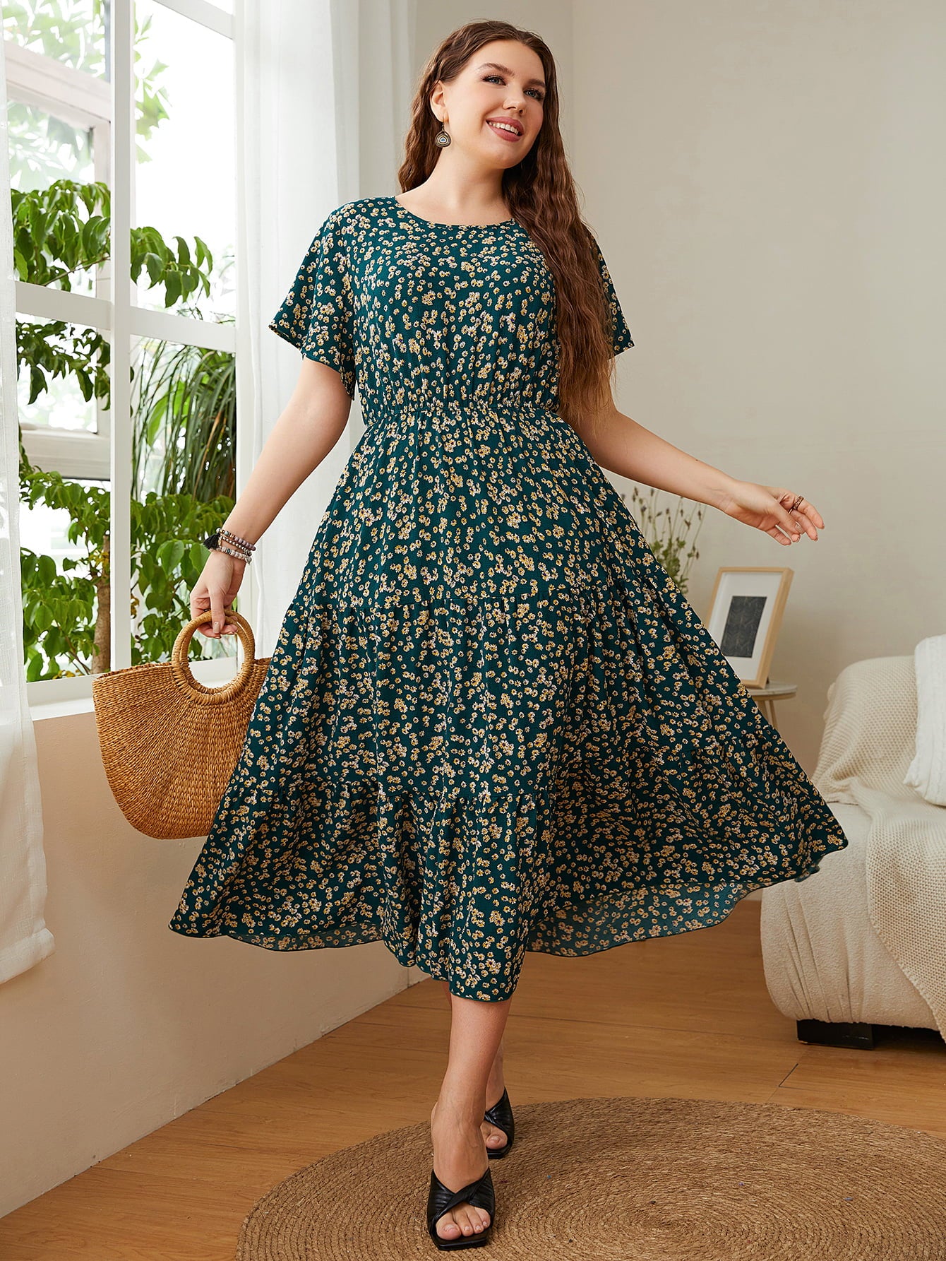 Honey Plus Size Floral Round Neck Short Sleeve Midi Dress 