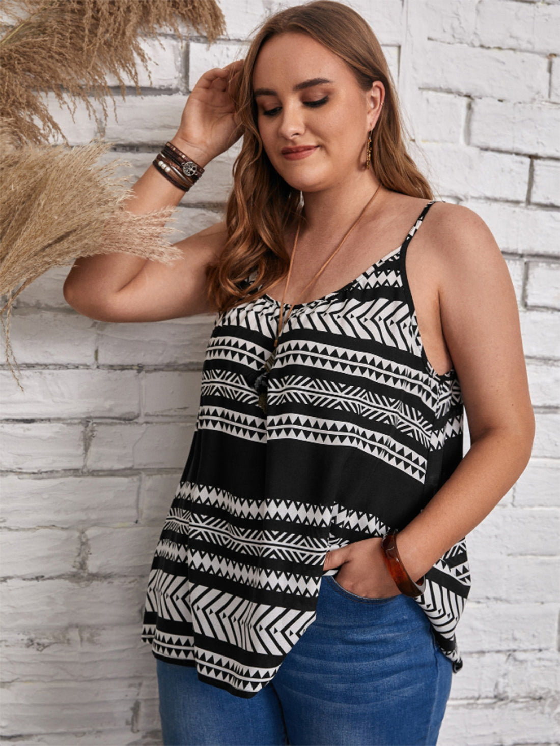 Plus Size Scoop Neck Cami 