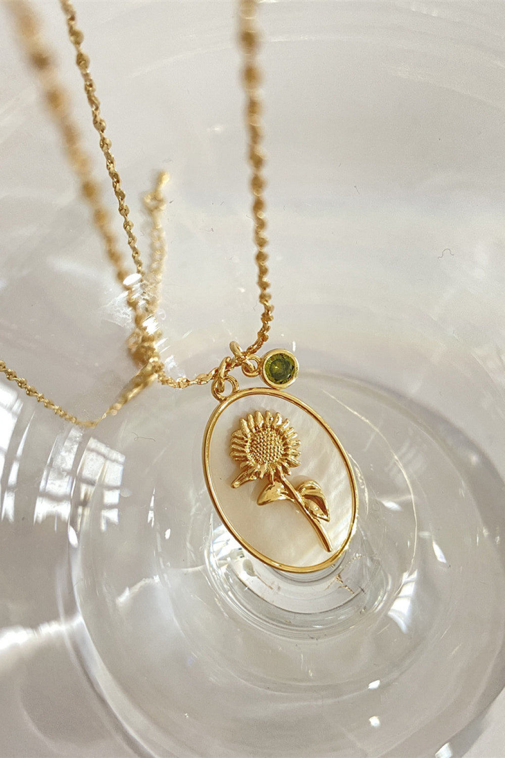 Flower Shell Pendant Copper Necklace 