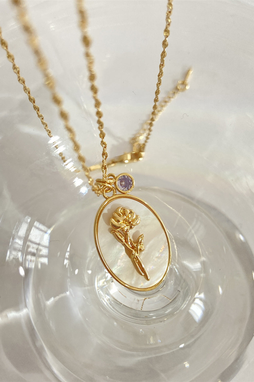 Flower Shell Pendant Copper Necklace 