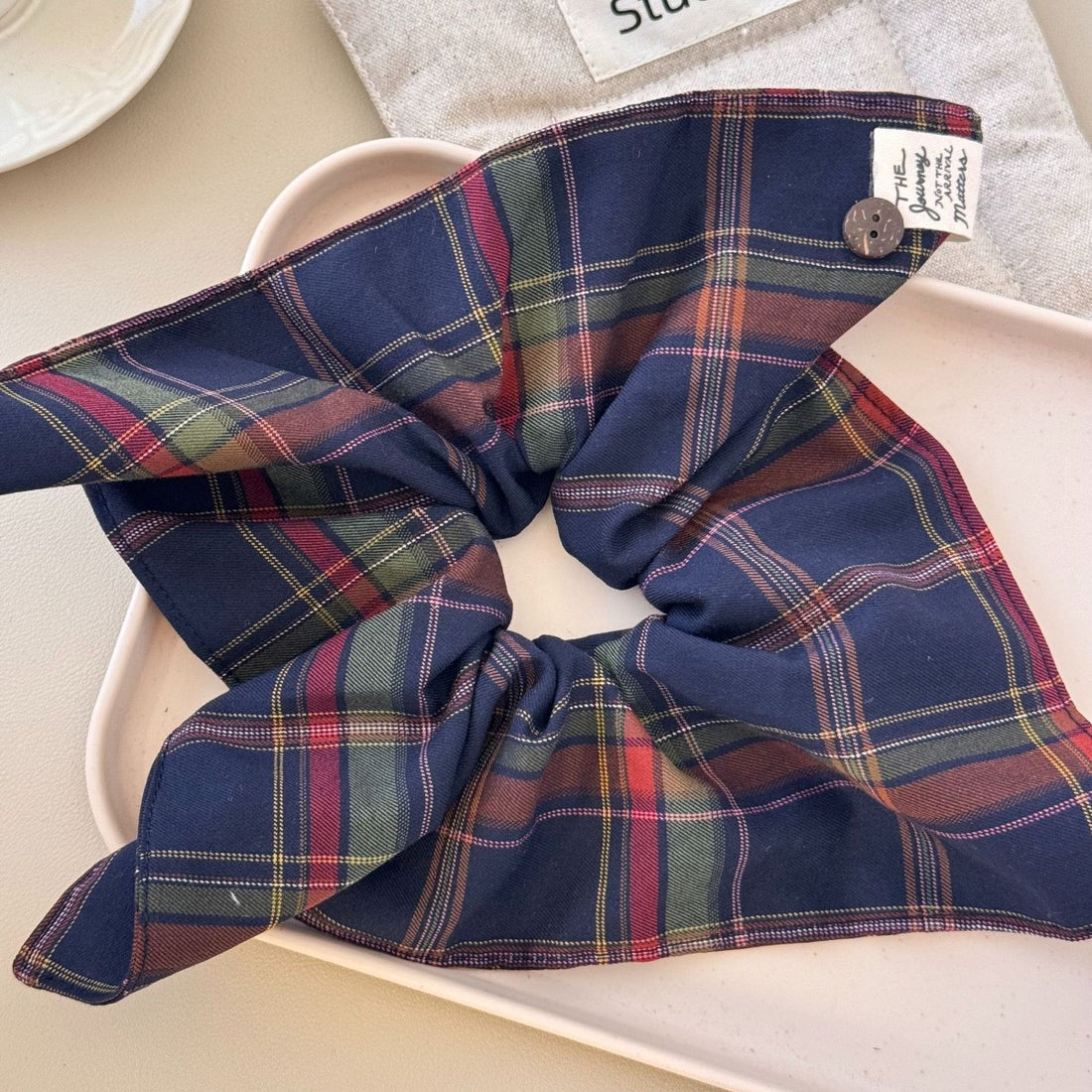Contrast Plaid Elastic Hair Scrunchy 