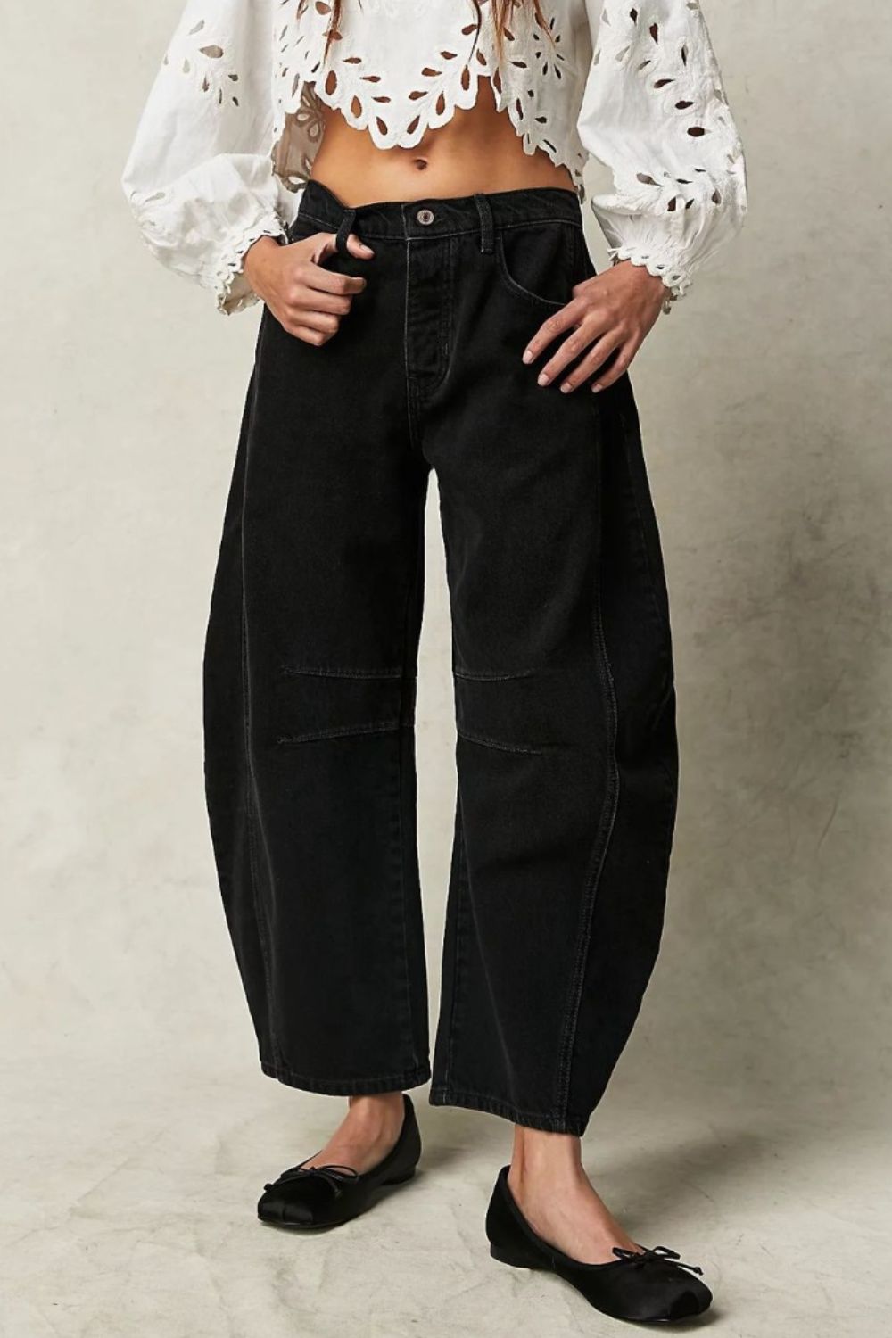Wide Leg Jeans with Pockets 