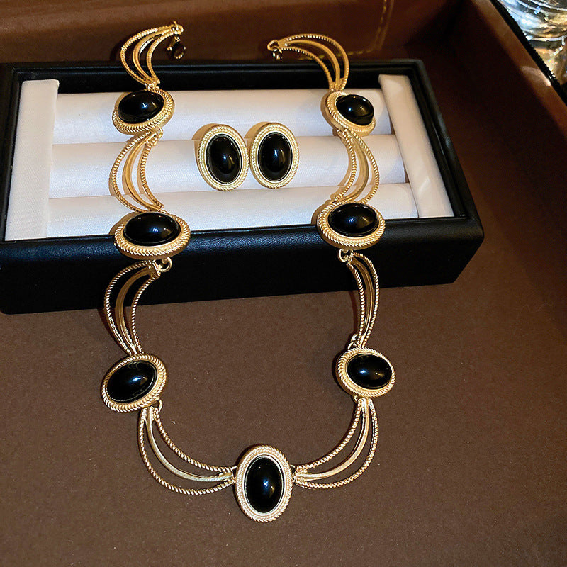 Alloy Oval Gemstone Necklace 