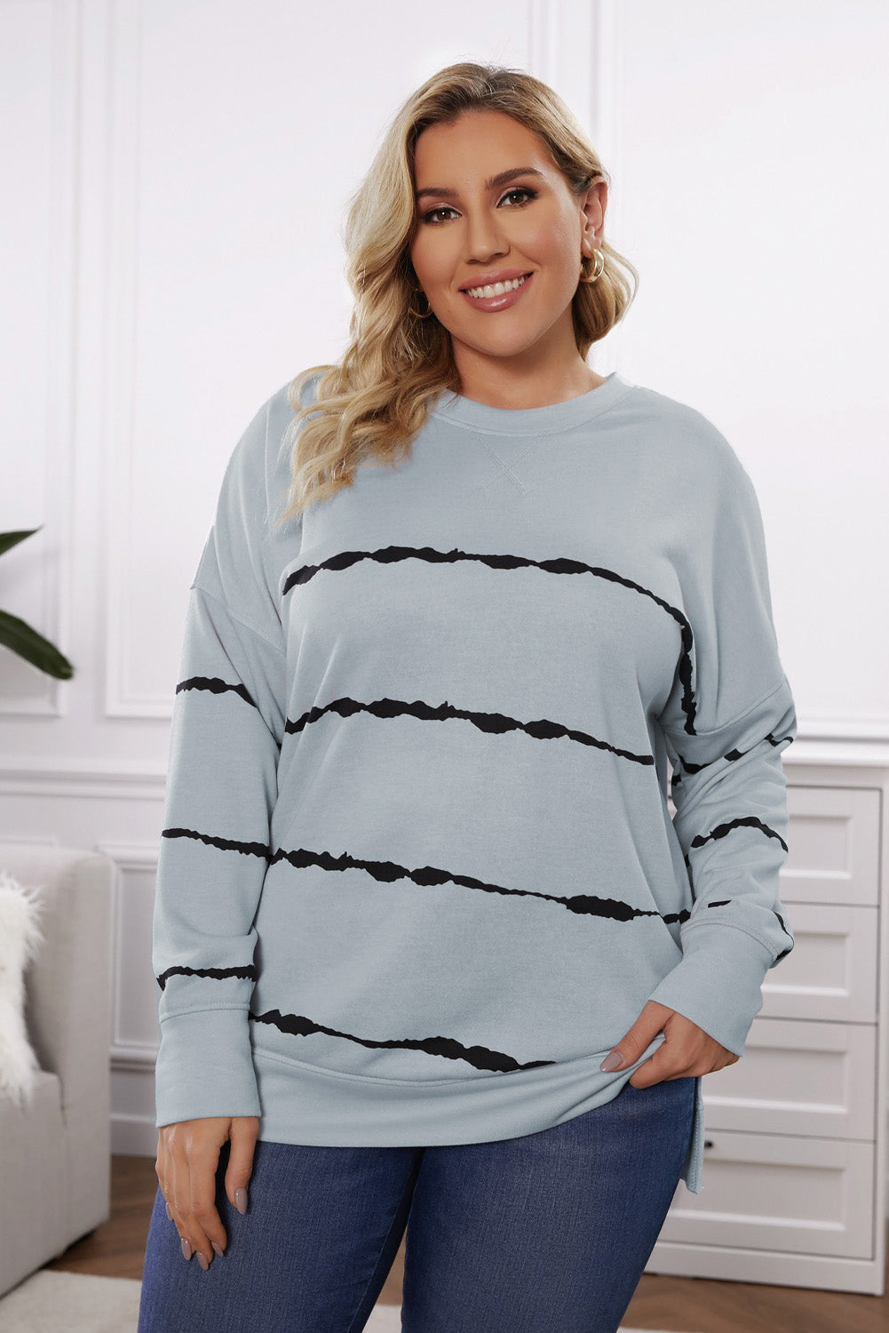 Plus Size Round Neck Dropped Shoulder Sweatshirt 