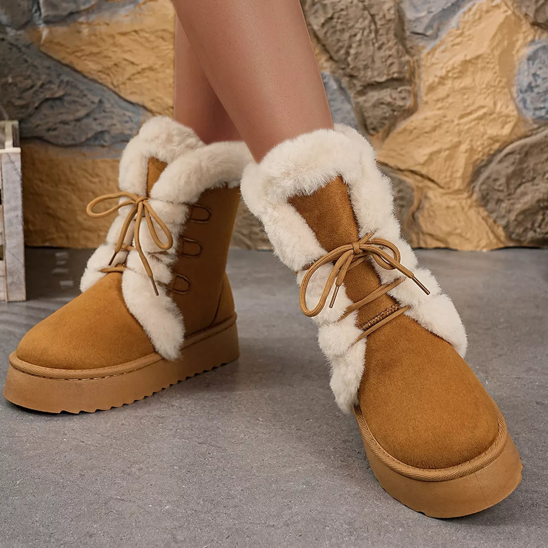 Round Toe Platform Boots 