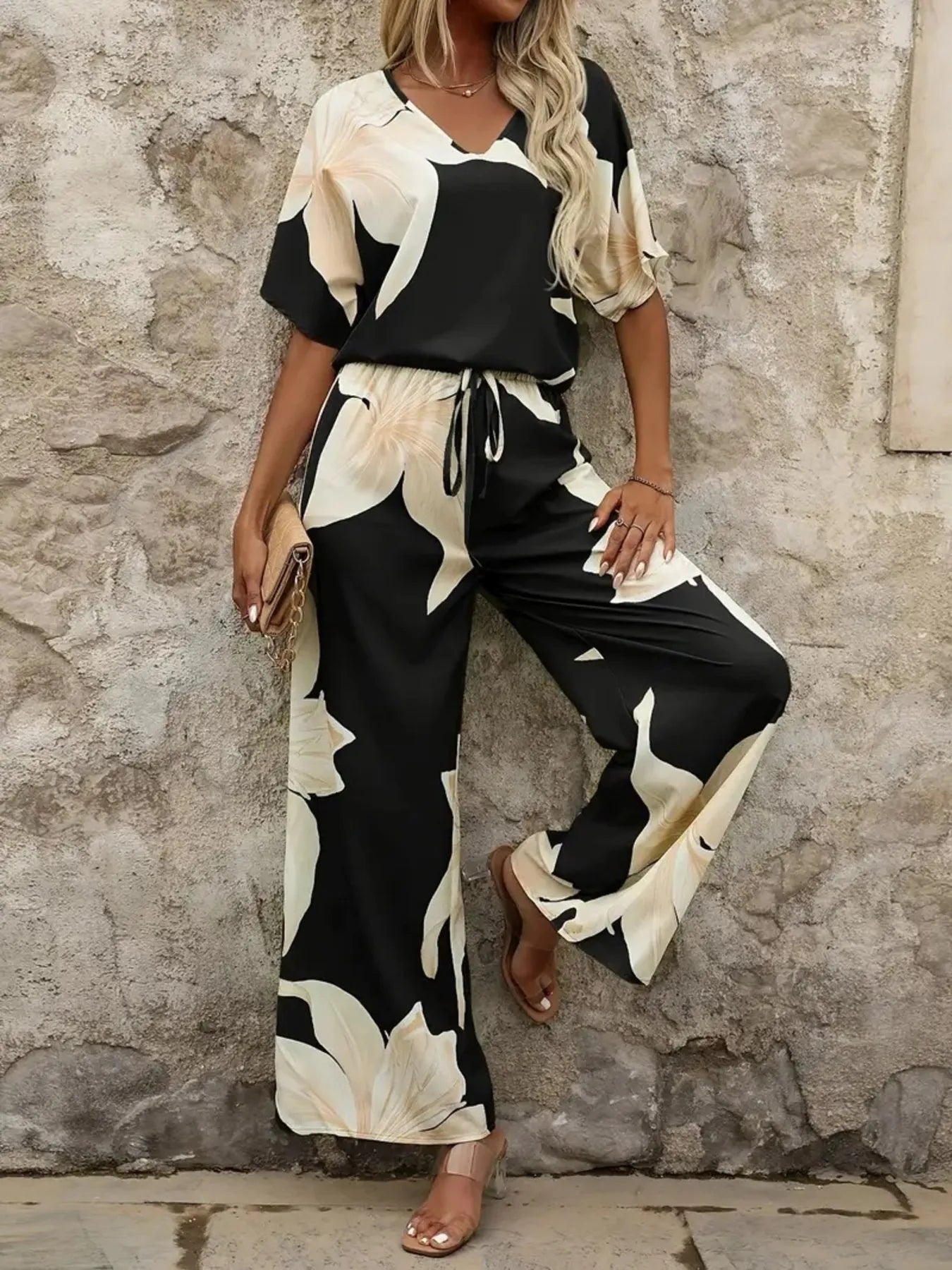 Printed V-Neck Top and Pants Set Two Piece Dresses
